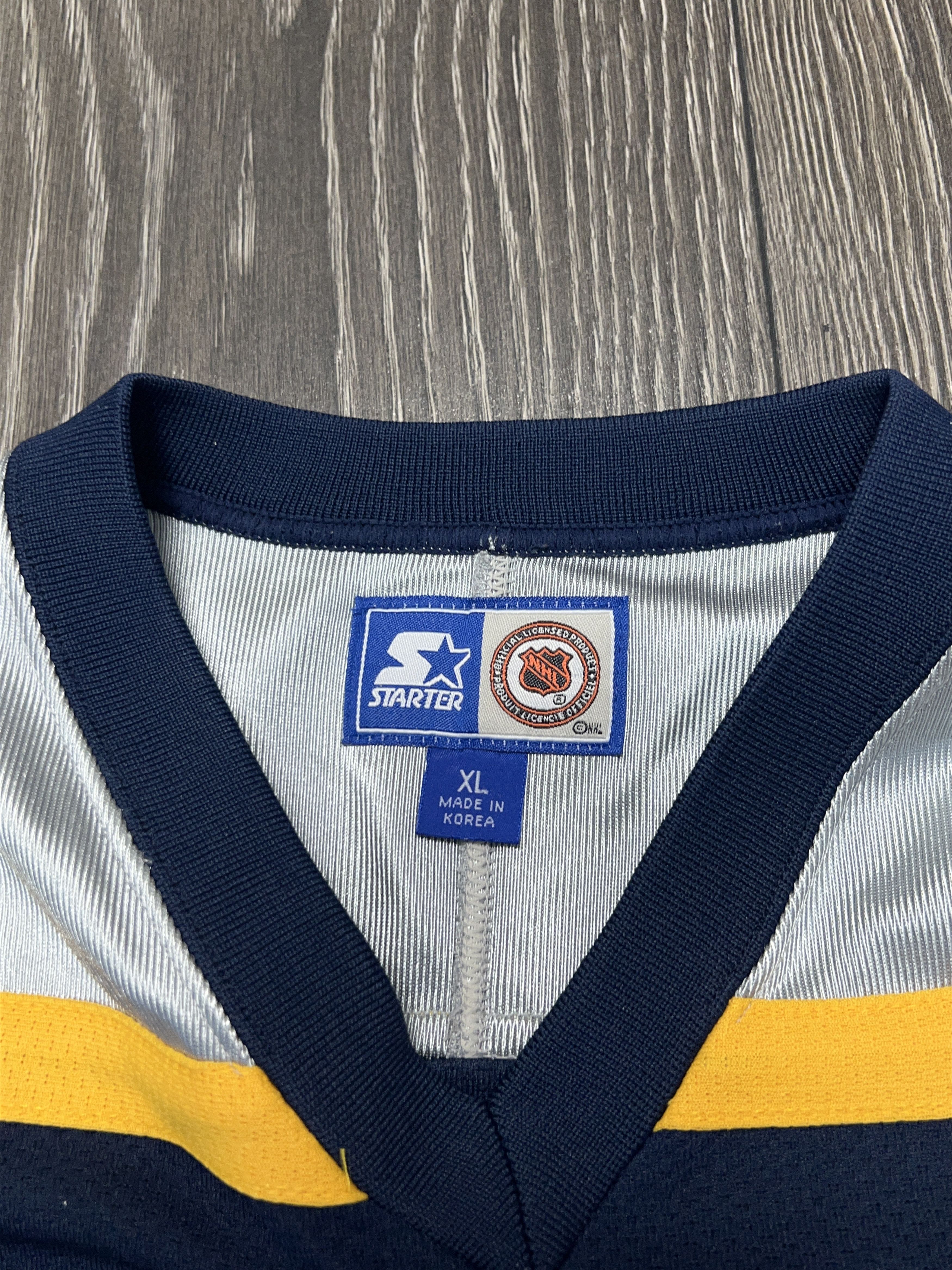 Starter Vintage NHL Nashville Predators Long Sleeve Jersey Shirt Size US XL / EU 56 / 4 - 3 Thumbnail