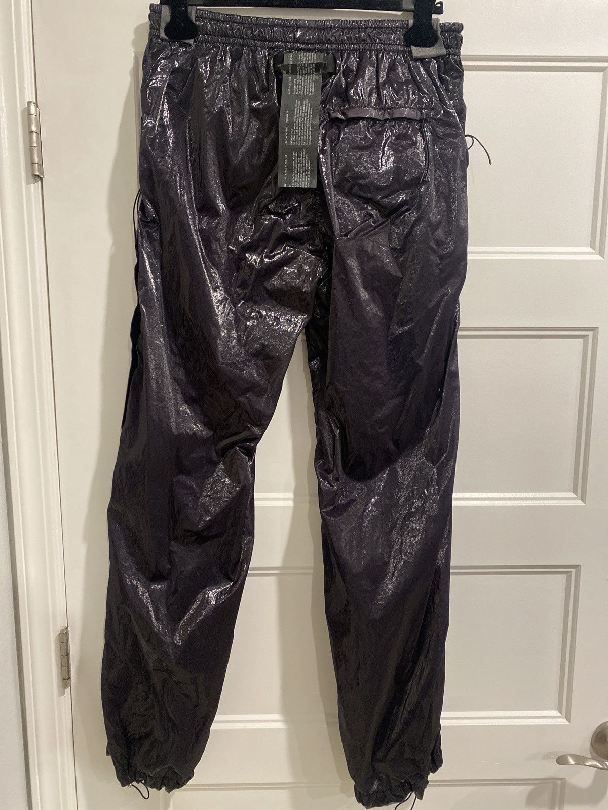 1017 Alyx 9sm FW19 GD Curved seams pant