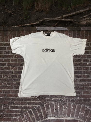Adidas 90s VINTAGE ADIDAS VERY RARE TEE Size US M / EU 48-50 / 2 - 1 Thumbnail