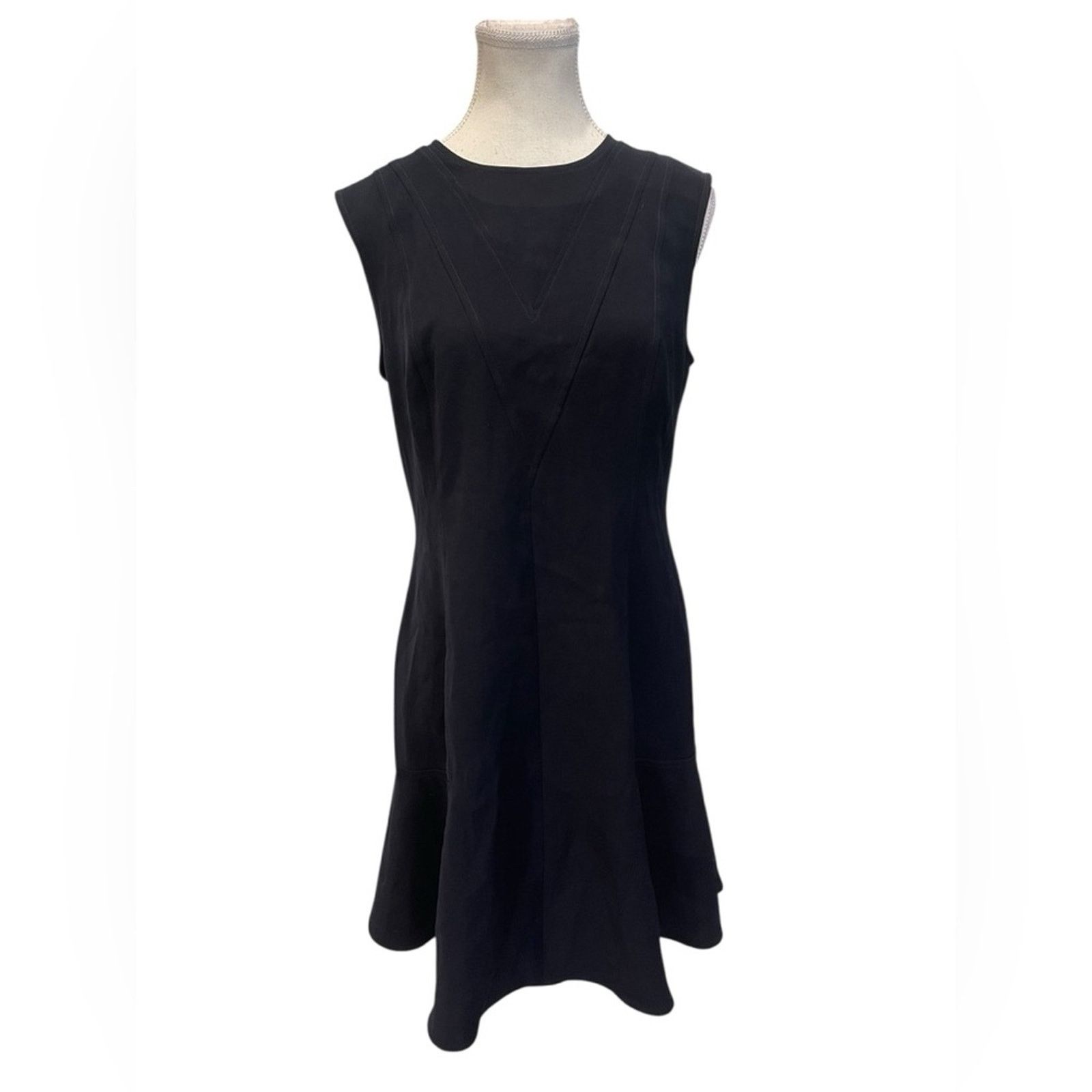 Louis Vuitton Louis Vuitton Uniforms Women’s Blue Sleeveless Lined Dress Size ONE SIZE - 1 Thumbnail