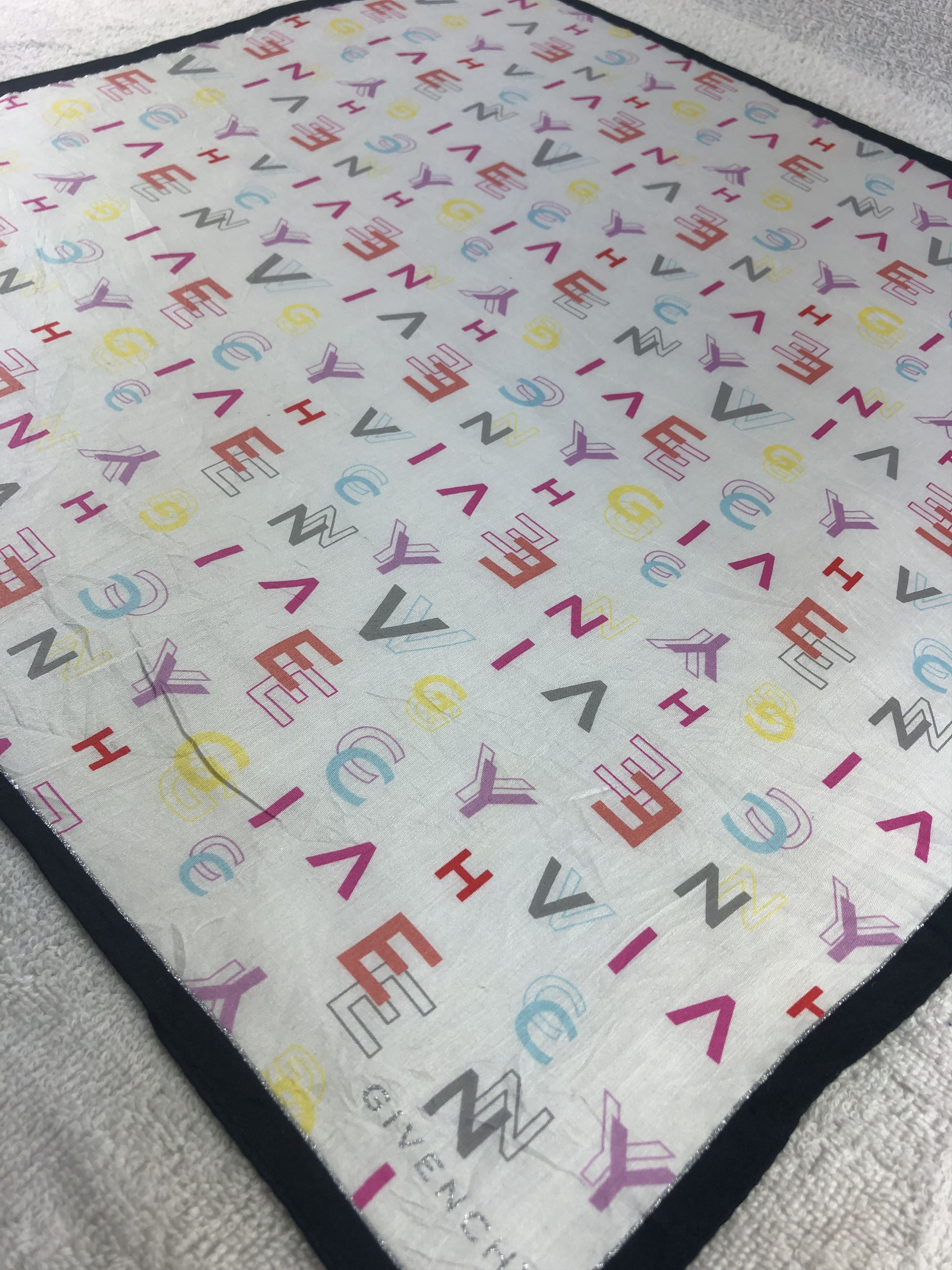 Vintage Givenchy Handkerchief / Bandana / Neckerchief Size ONE SIZE - 4 Thumbnail