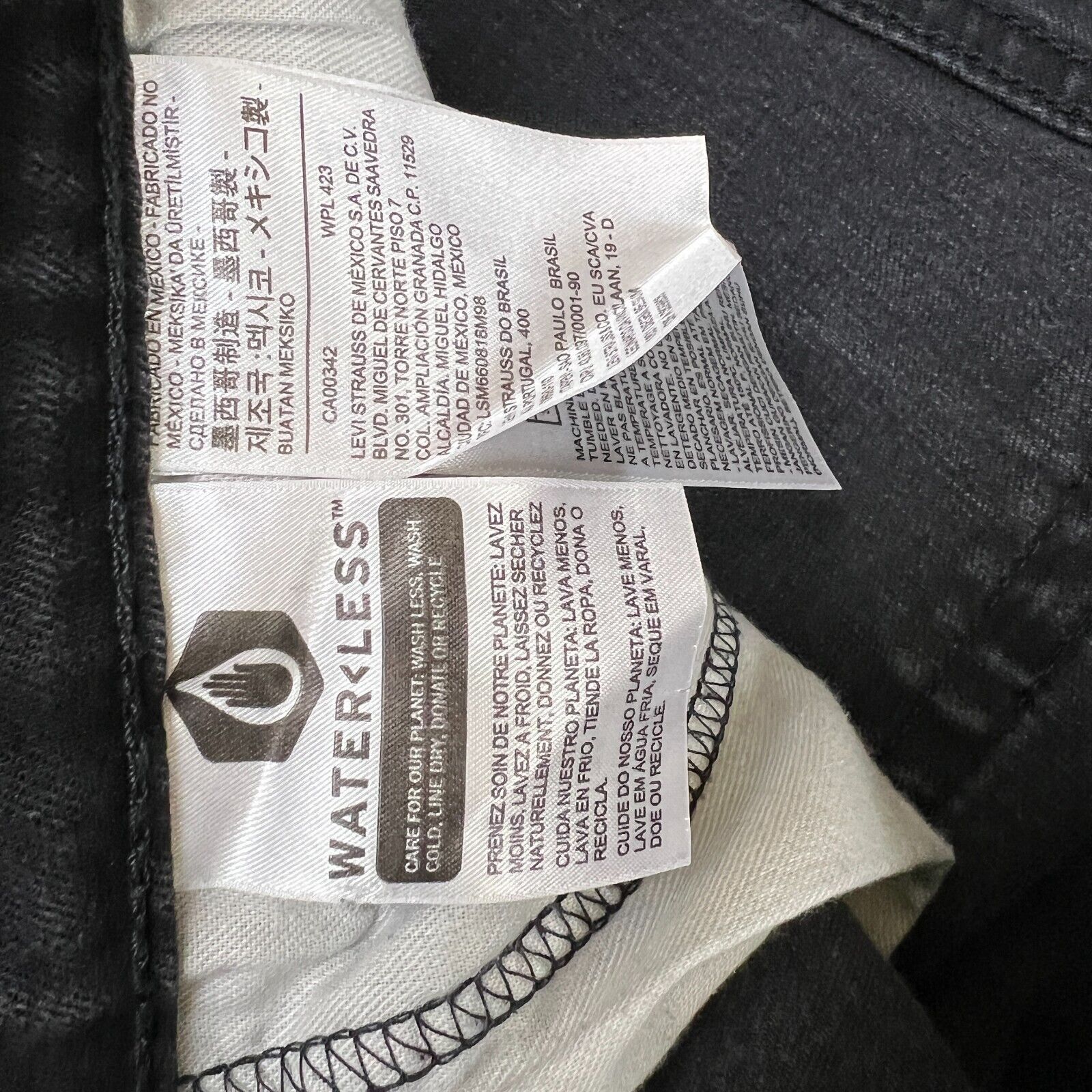 Levi's × Vintage Levi's 511 Jeans Mens 34x32 Black Slim Fit Dark Faded Denim Size US 34 / EU 50 - 9 Thumbnail
