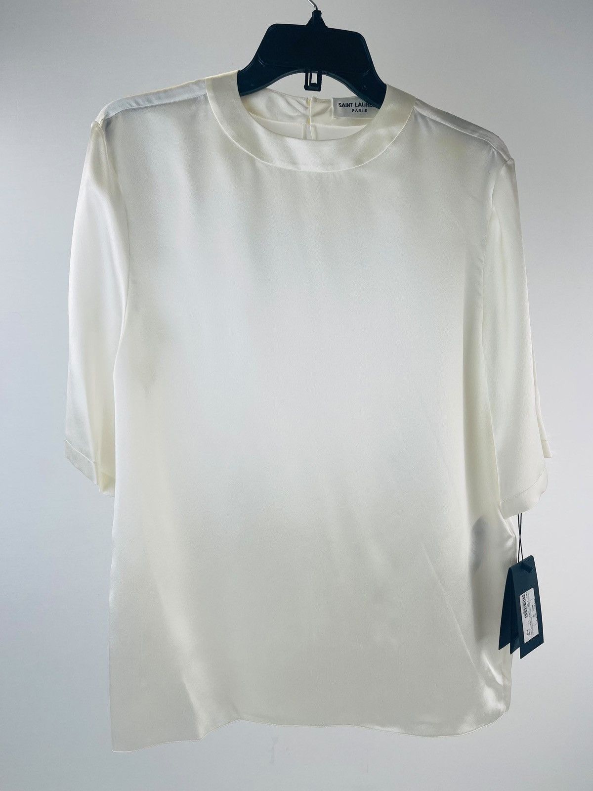 Saint Laurent Paris oc11z0126 771031 T Shirt in Silk satin in White Size US L / EU 52-54 / 3 - 13 Thumbnail