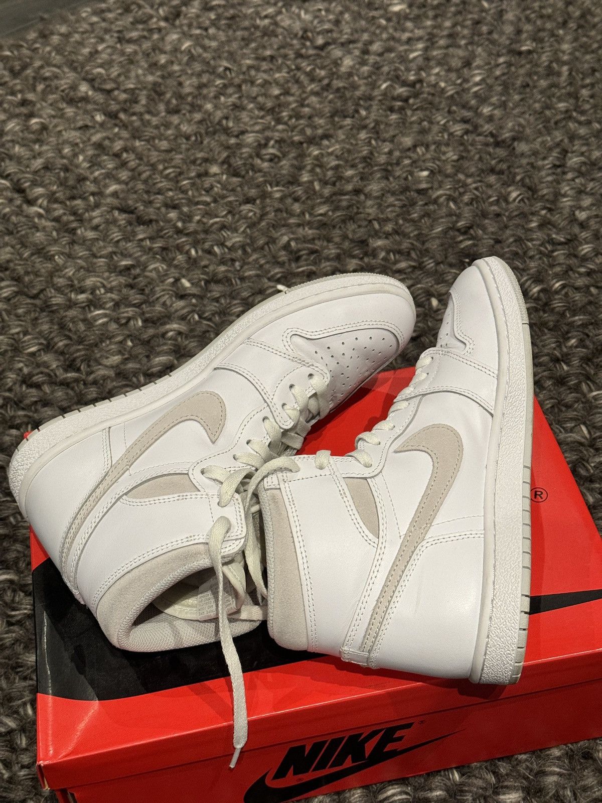 Jordan Brand × Nike AJ 1 85 Hi Neutral Gray Size US 8.5 / EU 41-42 - 9 Thumbnail