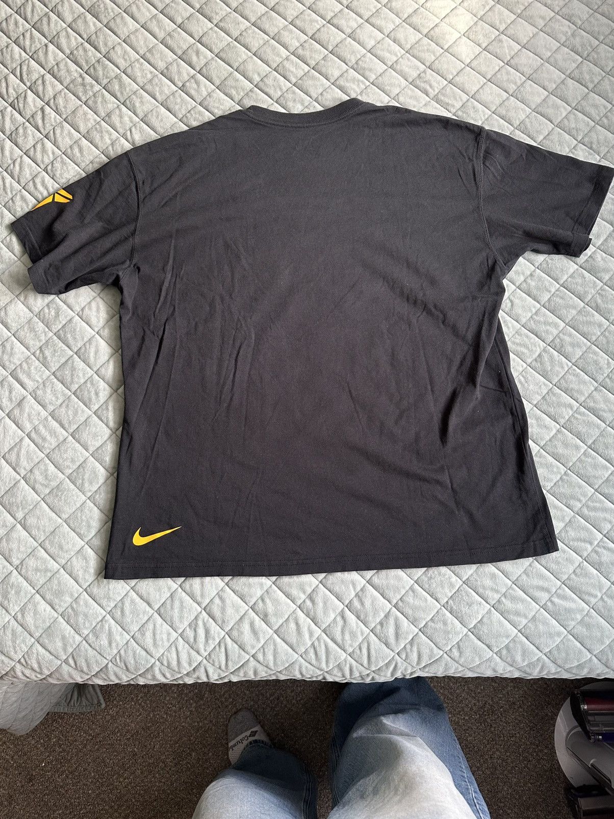 Nike Nike Kobe hand t shirt Size US XL / EU 56 / 4 - 5 Thumbnail