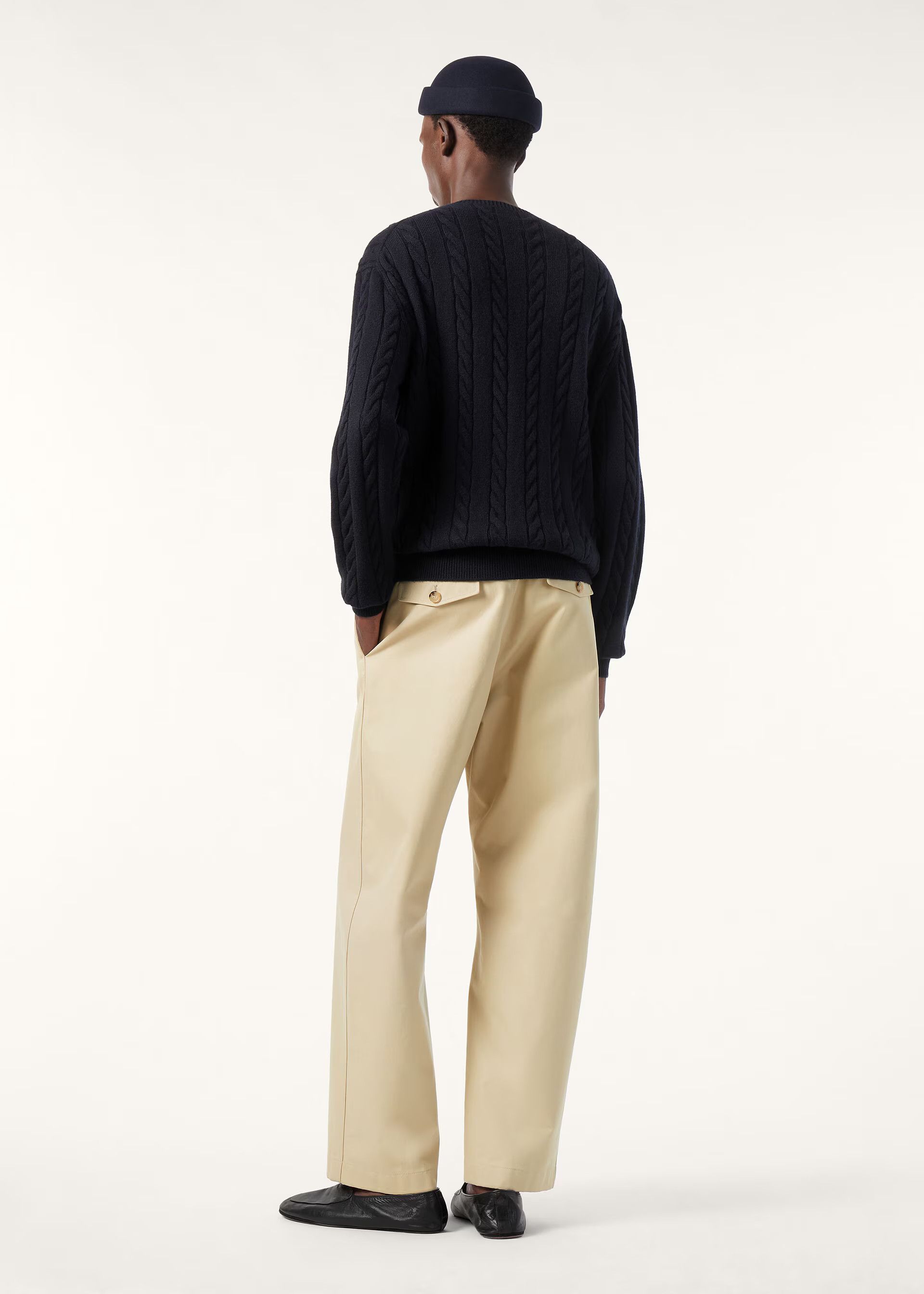 Loro Piana os11x0226 FAQ4517 Cedar Crewneck Sweater in Blue Navy Size US XL / EU 56 / 4 - 5 Thumbnail