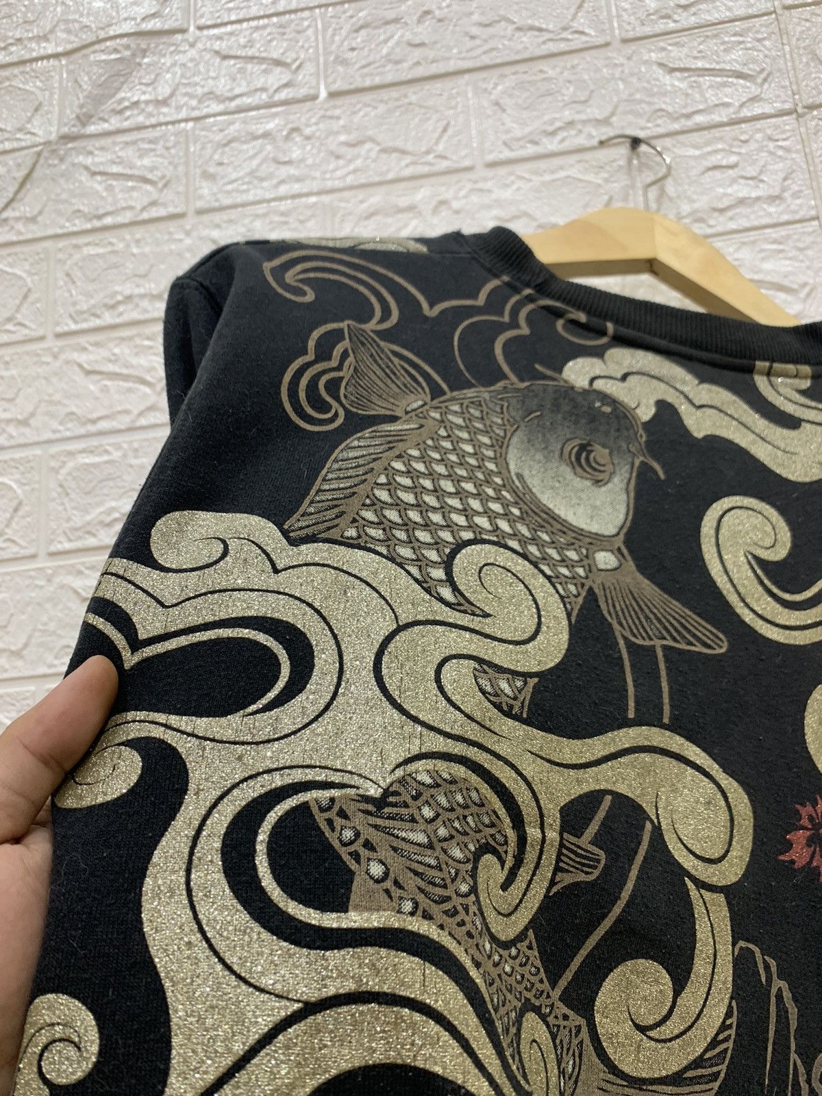 Japanese Brand × Vintage Vintage Strange Heaven KOI glitter print sukajan sweatshirt Size US L / EU 52-54 / 3 - 4 Thumbnail