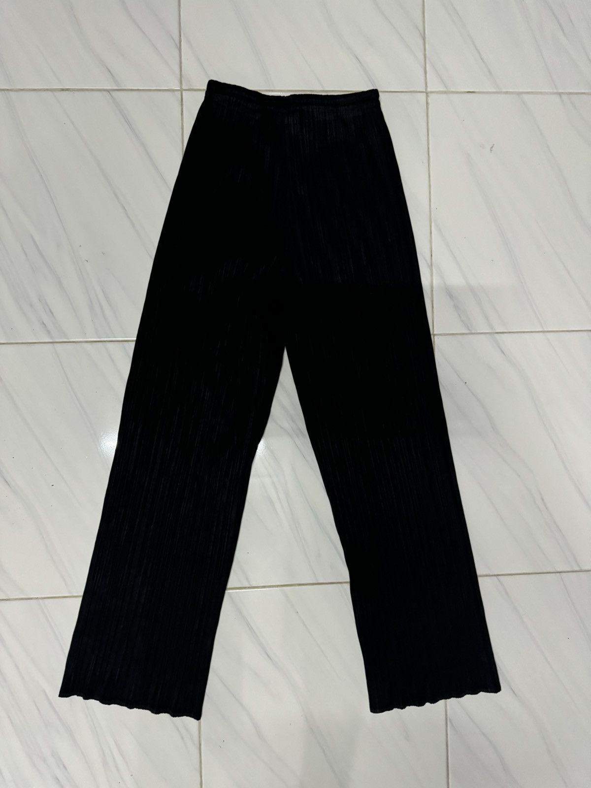 Designer × Pleats Please Issey Miyake Pleats please issey miyake pants Size 28" / US 6 / IT 42 - 8 Thumbnail