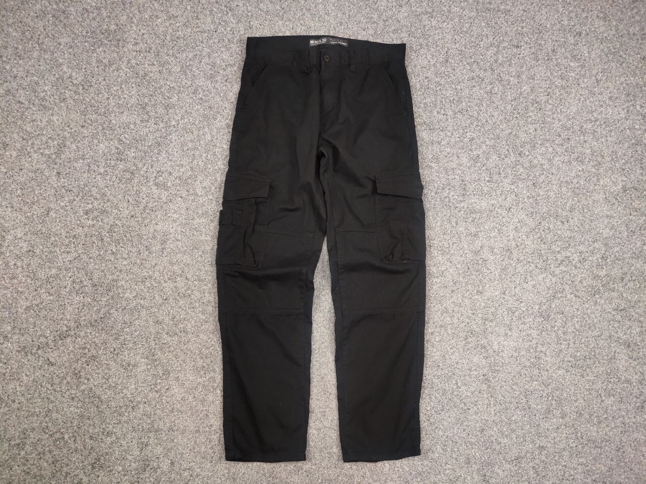 Japanese Brand Vintage Japanese Black Cargo Workwear Y2K Style Pants Size US 30 / EU 46 - 7 Thumbnail