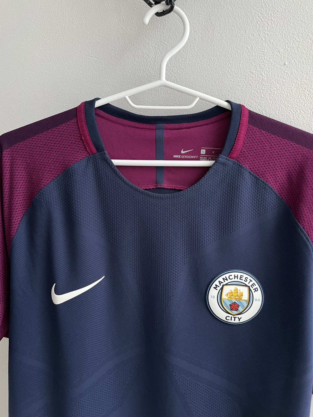 Nike MANCHESTER CITY PLAYER ISSUE 2017 2018 SHIRT JERSEY AEROSWIF Size US L / EU 52-54 / 3 - 6 Thumbnail