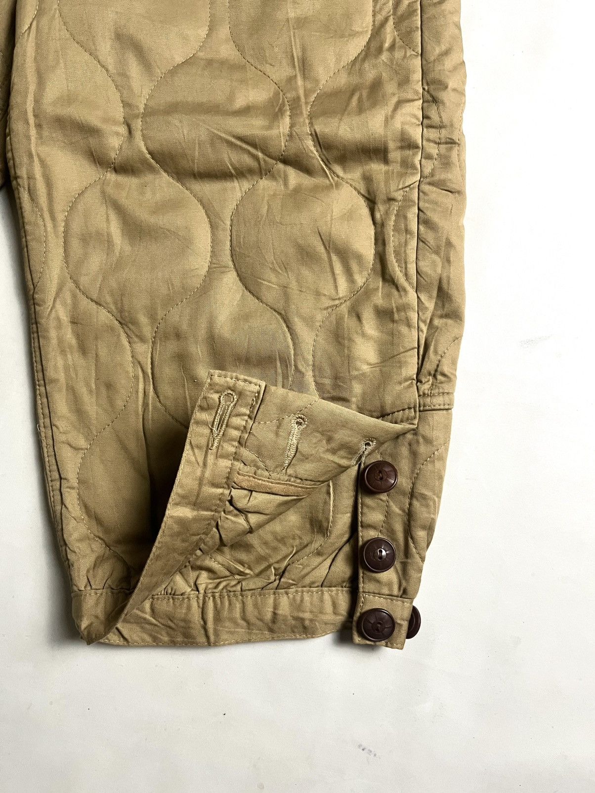Beams Plus × Engineered Garments Beams Boy Quilted Military Shorpant Size US 30 / EU 46 - 6 Thumbnail