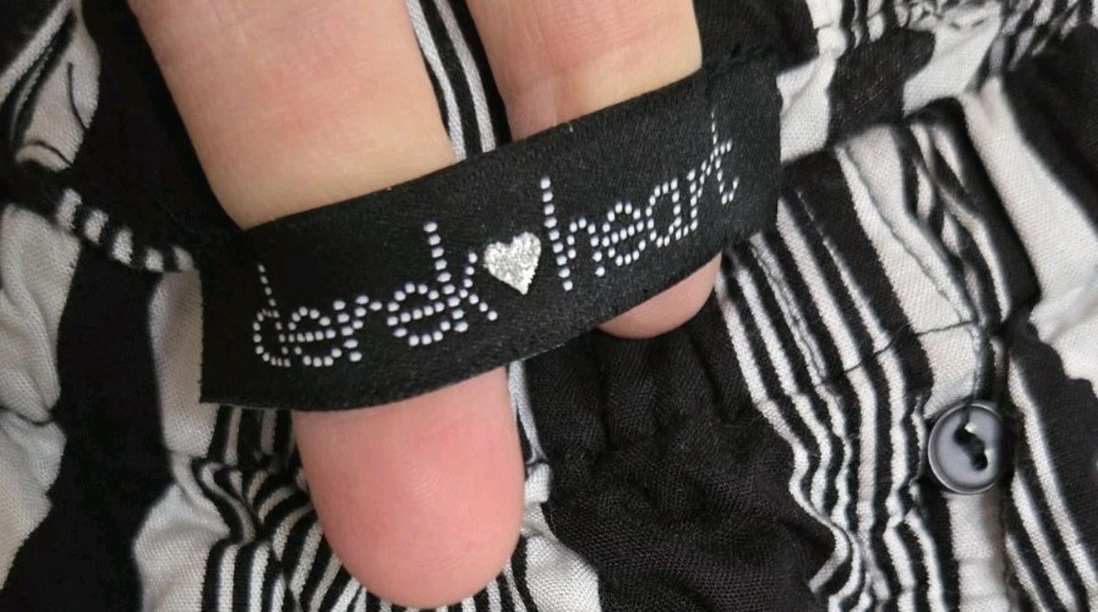 Other Derek Heart Romper Juniors Large L Black White Vertical Stri Size 36" / US 14 / IT 50 - 7 Thumbnail