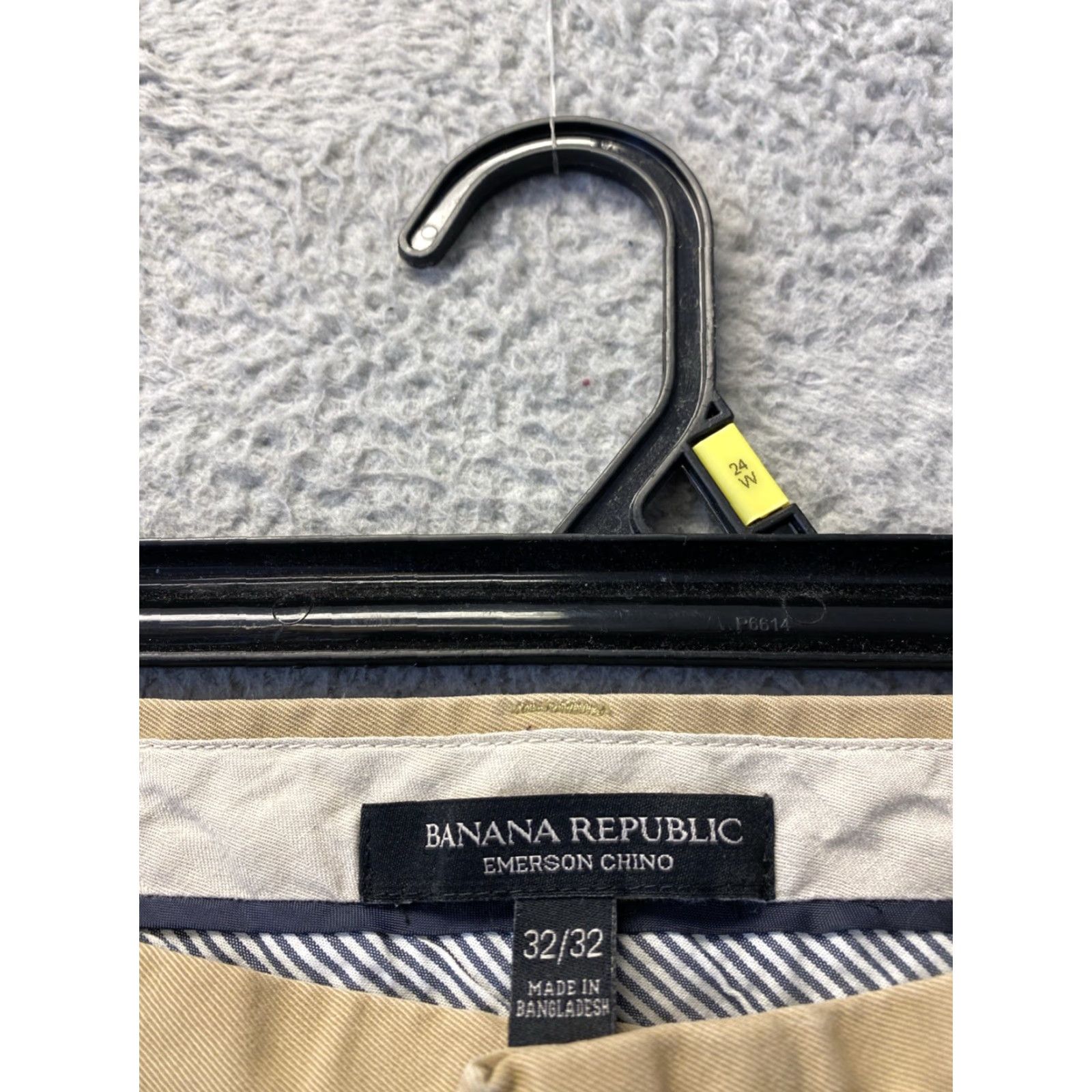 Banana Republic Banana Republic Chino Pants Men 32x32 Khaki Flat Front Straight Leg Button Zip Regular 32in Khaki Mens Pants Chino 32 Regular Ban Republic? Size US 32 / EU 48 - 3 Thumbnail