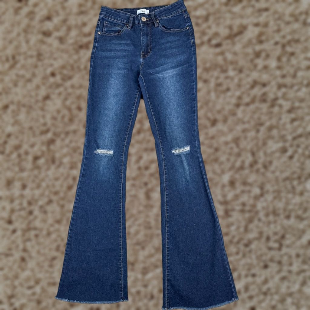 Vintage YMI Jeans Juniors 5 Blue Denim Flared Distressed Mid Rise Cotton Blend 24x31 Jeans Women Vintage No Zip 5-Pocket Design Inseam 31 in Light Export? Size 27" / US 4 / IT 40 - 1 Thumbnail
