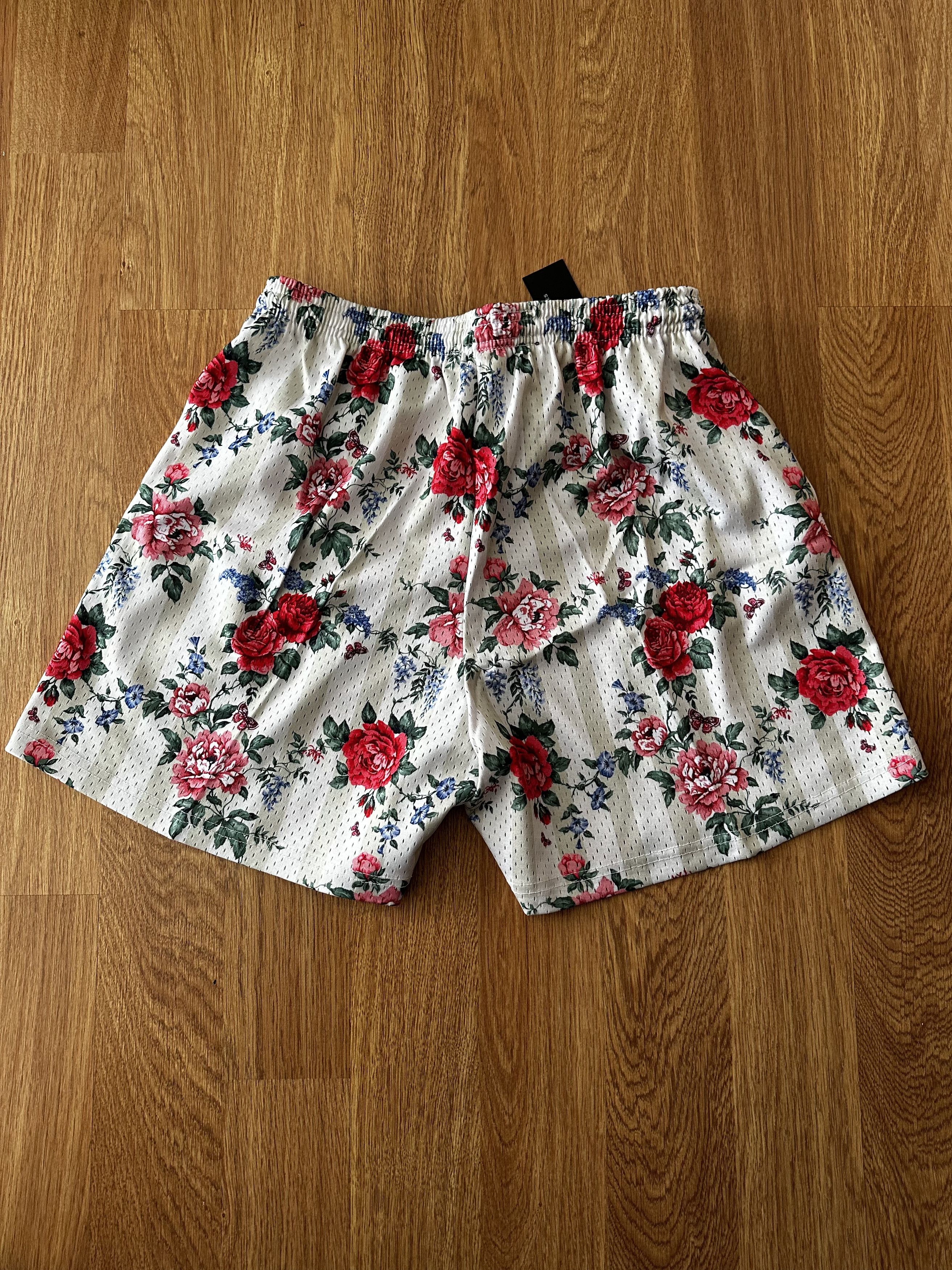 Lost Enterprises Lost Files White/Green Floral Shorts Size L Size US 35 - 2 Thumbnail