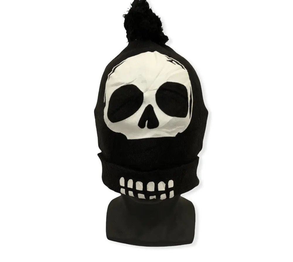 H&M H&M Skulls Design Beanie Hat Size ONE SIZE - 1 Thumbnail