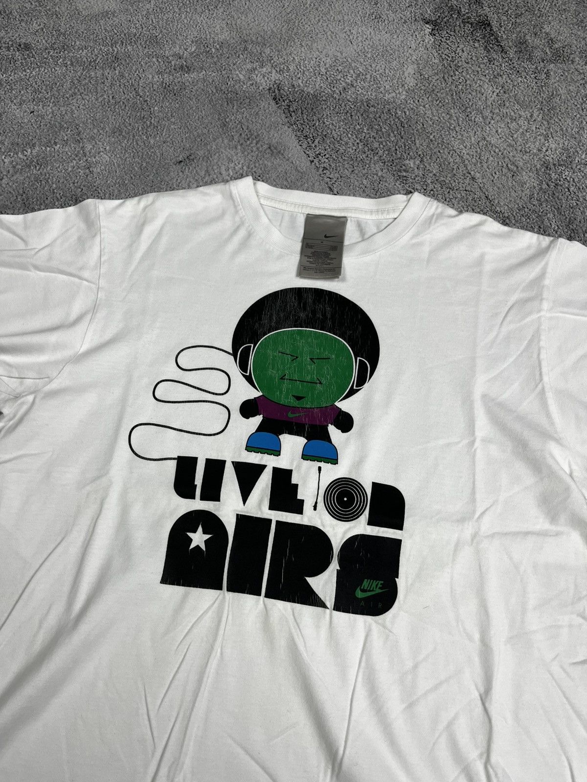 Nike Nike t shirt art vintage size m Size US M / EU 48-50 / 2 - 3 Thumbnail