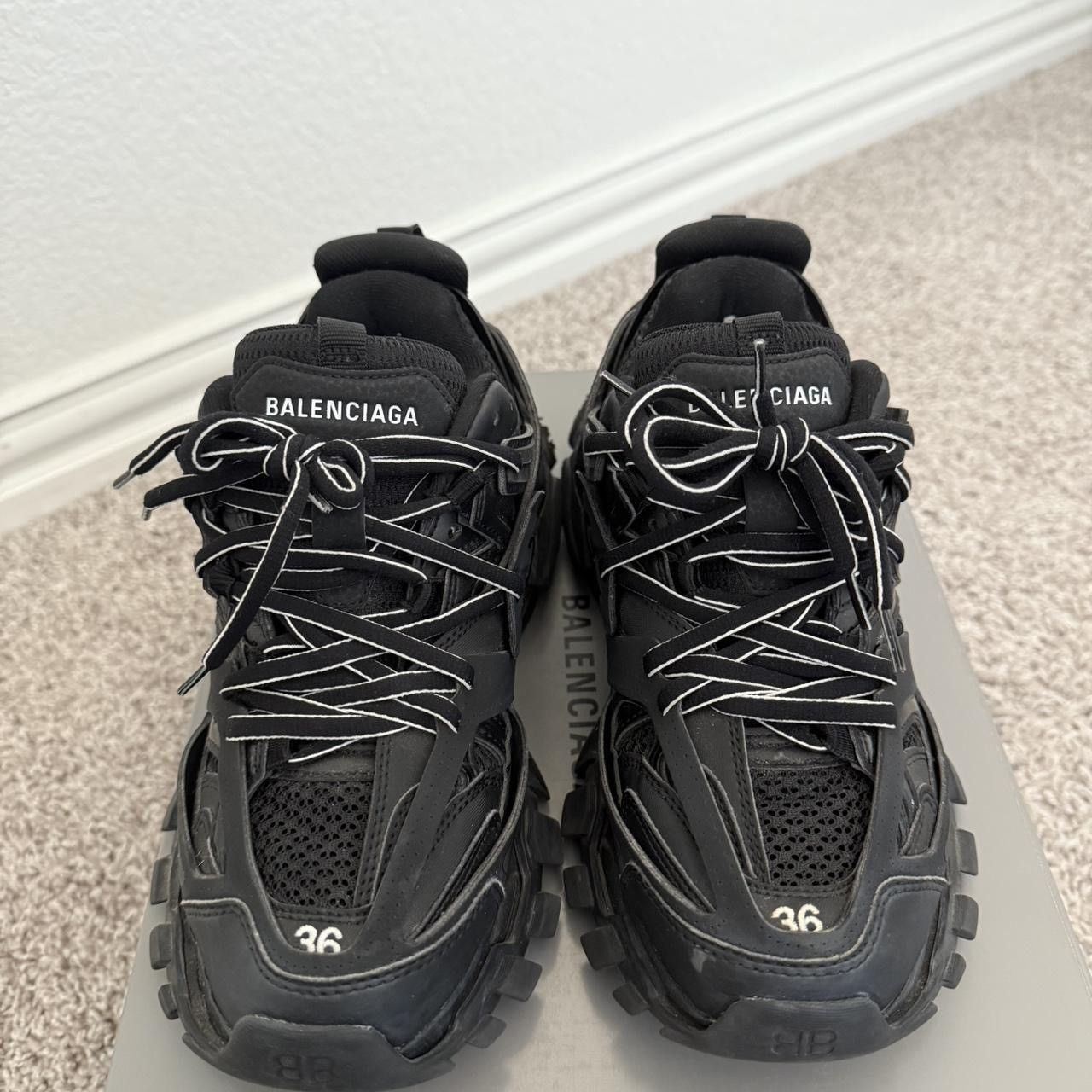 Balenciaga Balenciaga track low top sneaker Size US 6 / IT 36 - 1 Thumbnail