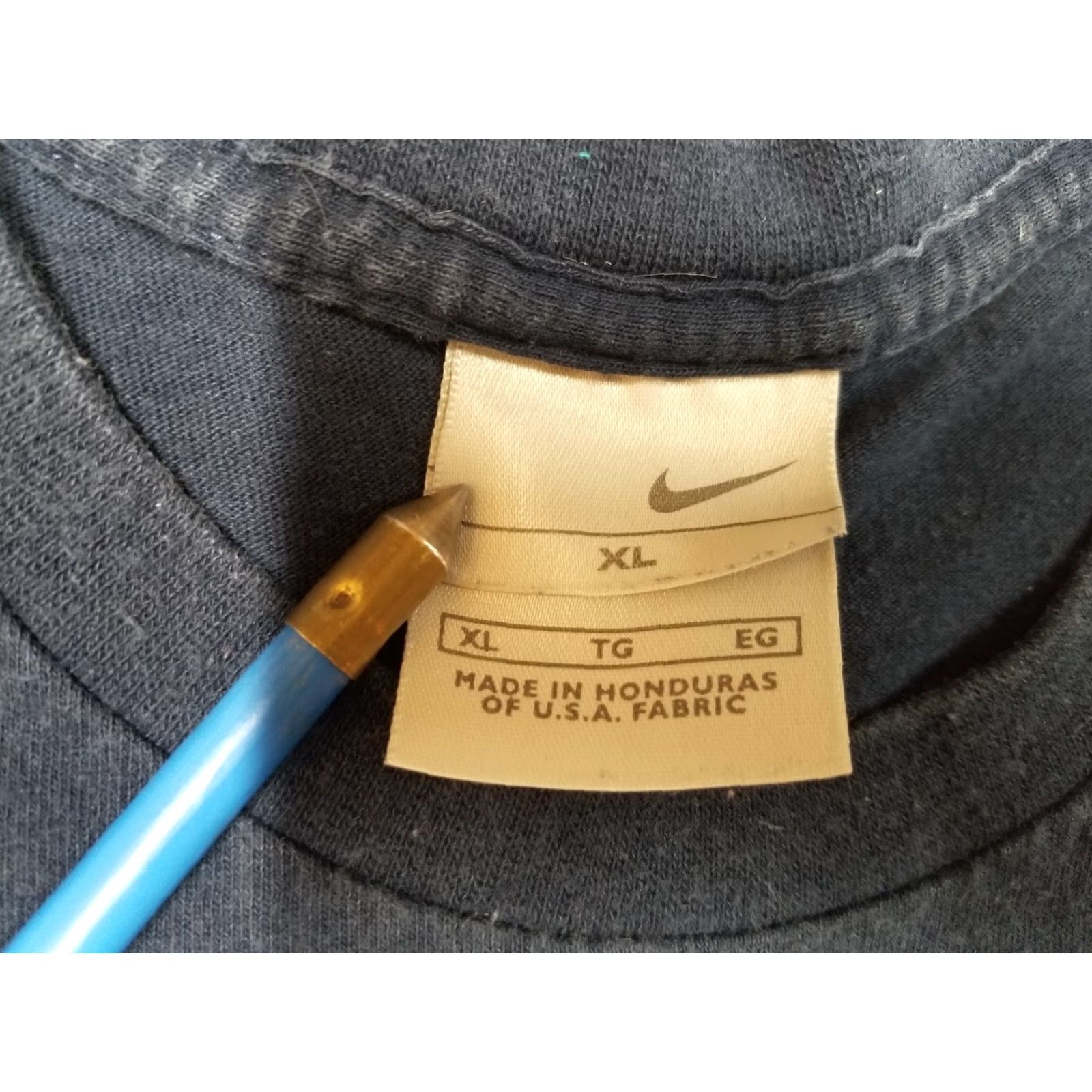Nike VINTAGE Nike Shirt Mens XL Blue Just Do It Crewneck Single Stitch TEE Size US XL / EU 56 / 4 - 3 Thumbnail
