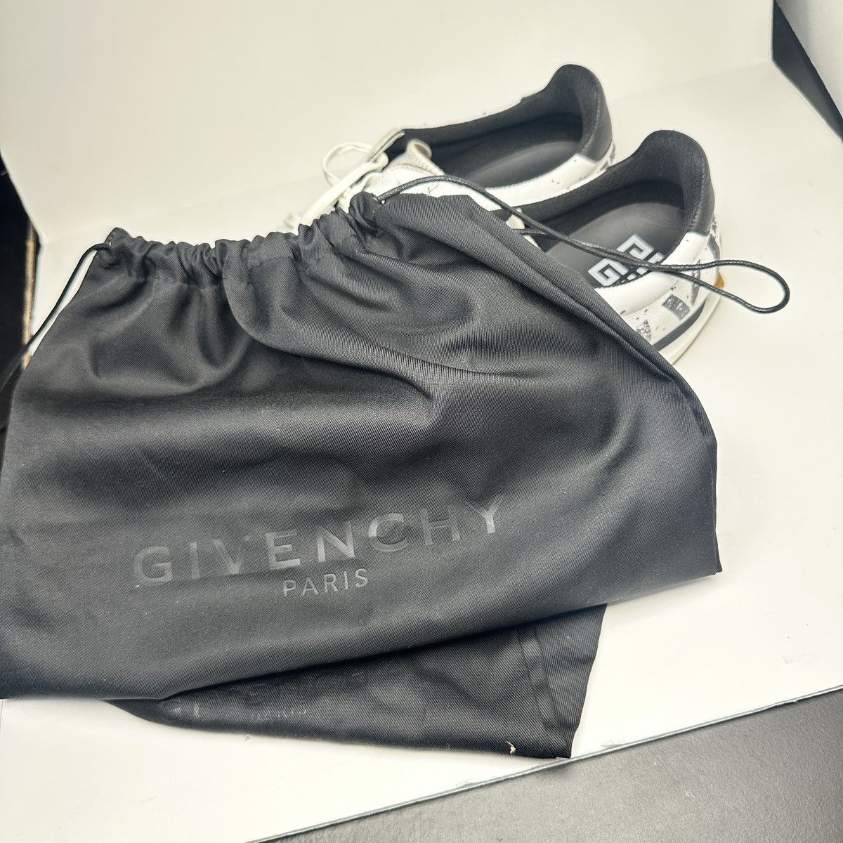 Givenchy Givenchy Men's logo "Stencil" Sneakers Size US 10.5 / EU 44 Size US 10.5 / EU 43-44 - 8 Thumbnail