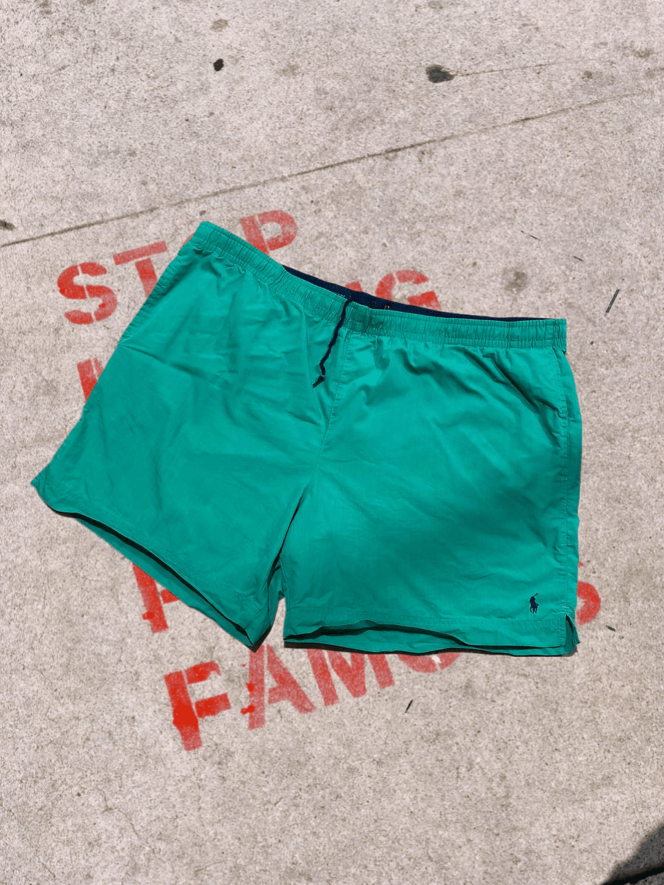 Polo Ralph Lauren POLO SPORT RALPH LAUREN Elastic Waist Shorts Casual Fit Size US 36 / EU 52 - 1 Thumbnail