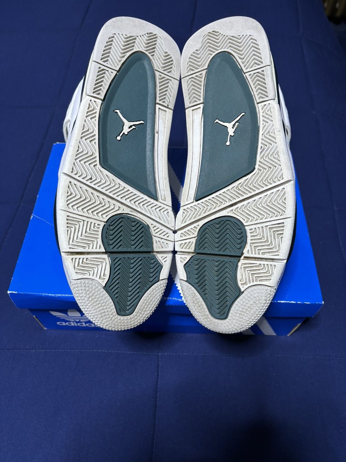 Jordan Brand Jordan 4 Retro Oxidized Green 2024 Size 10.5 Size US 10.5 / EU 43-44 - 5 Thumbnail