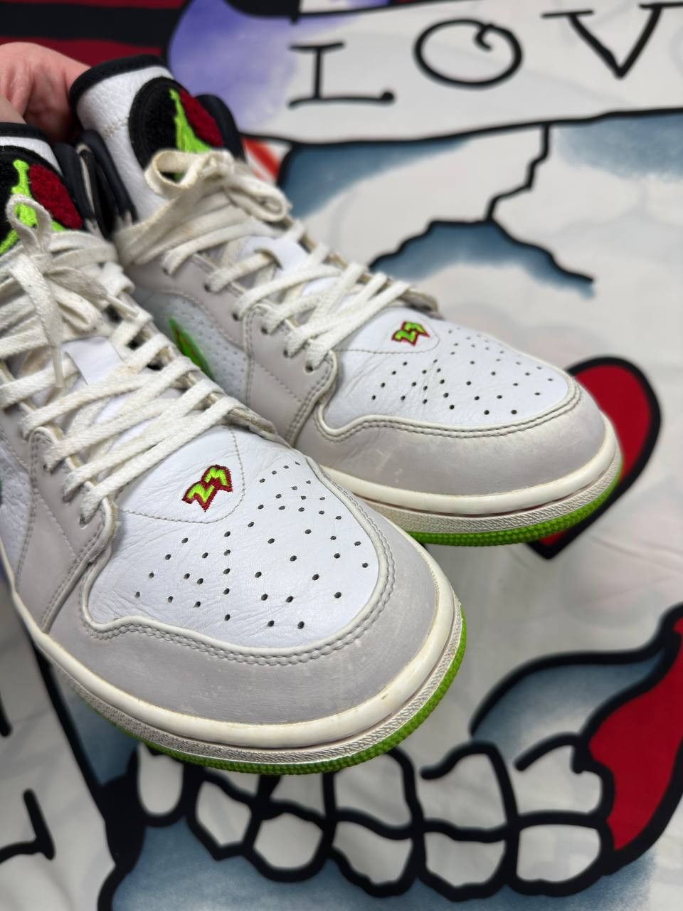 Jordan Brand Rare Nike Air Jordan 1 Retro Electric Green Basketball Size US 9.5 / EU 42-43 - 10 Thumbnail