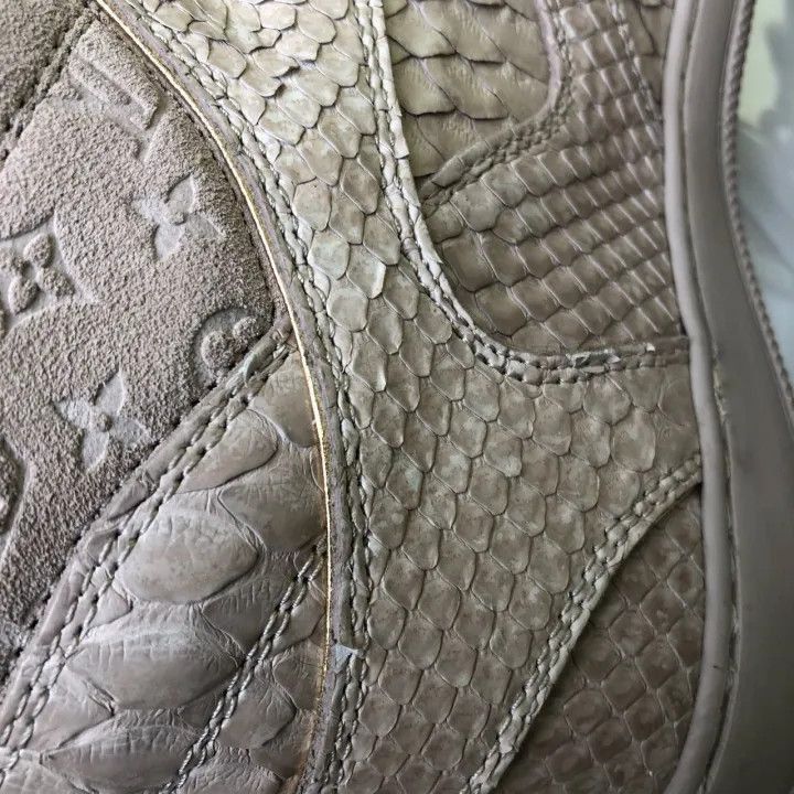 Louis Vuitton Louis Vuitton High-Top Sneakers in Nude -2508 Size US 5 / EU 37 - 8 Thumbnail