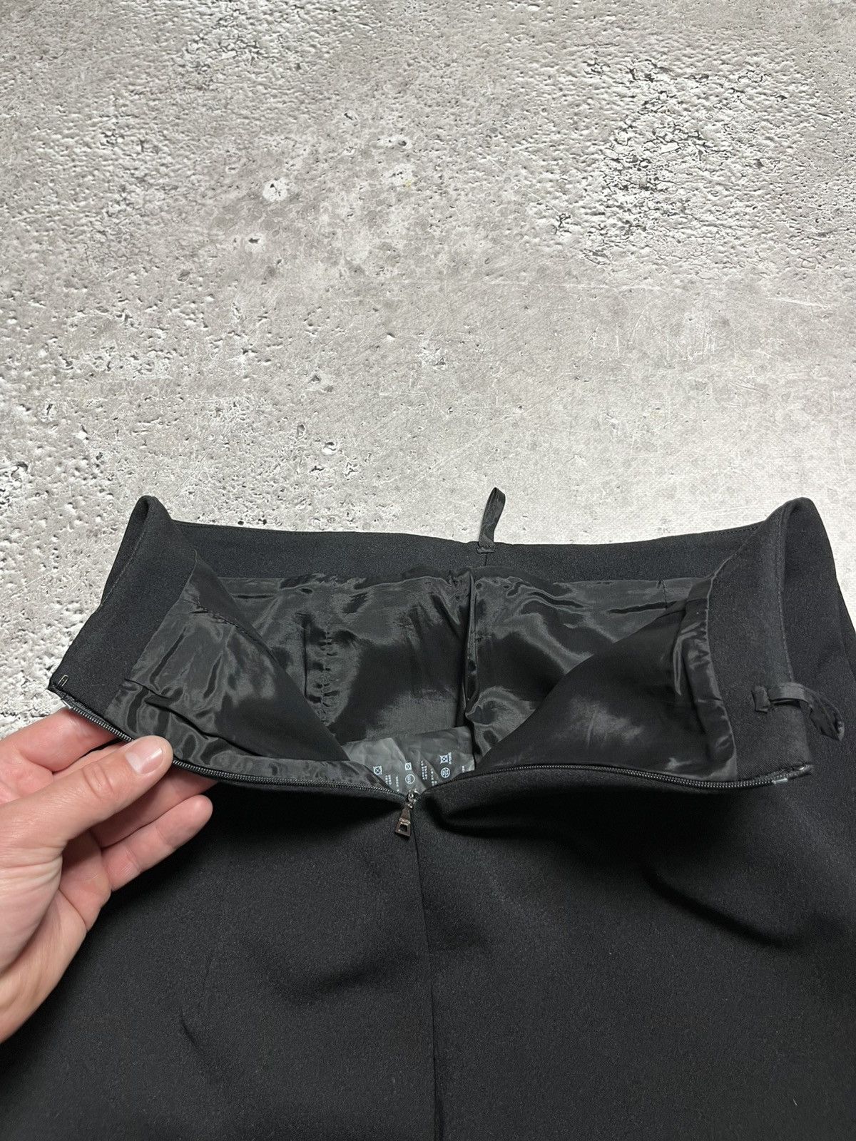 Prada × Vintage Prada Black Wool Blend Pencil Skirt Made in Italy Size 44 Size 30" / US 8 / IT 44 - 15 Thumbnail