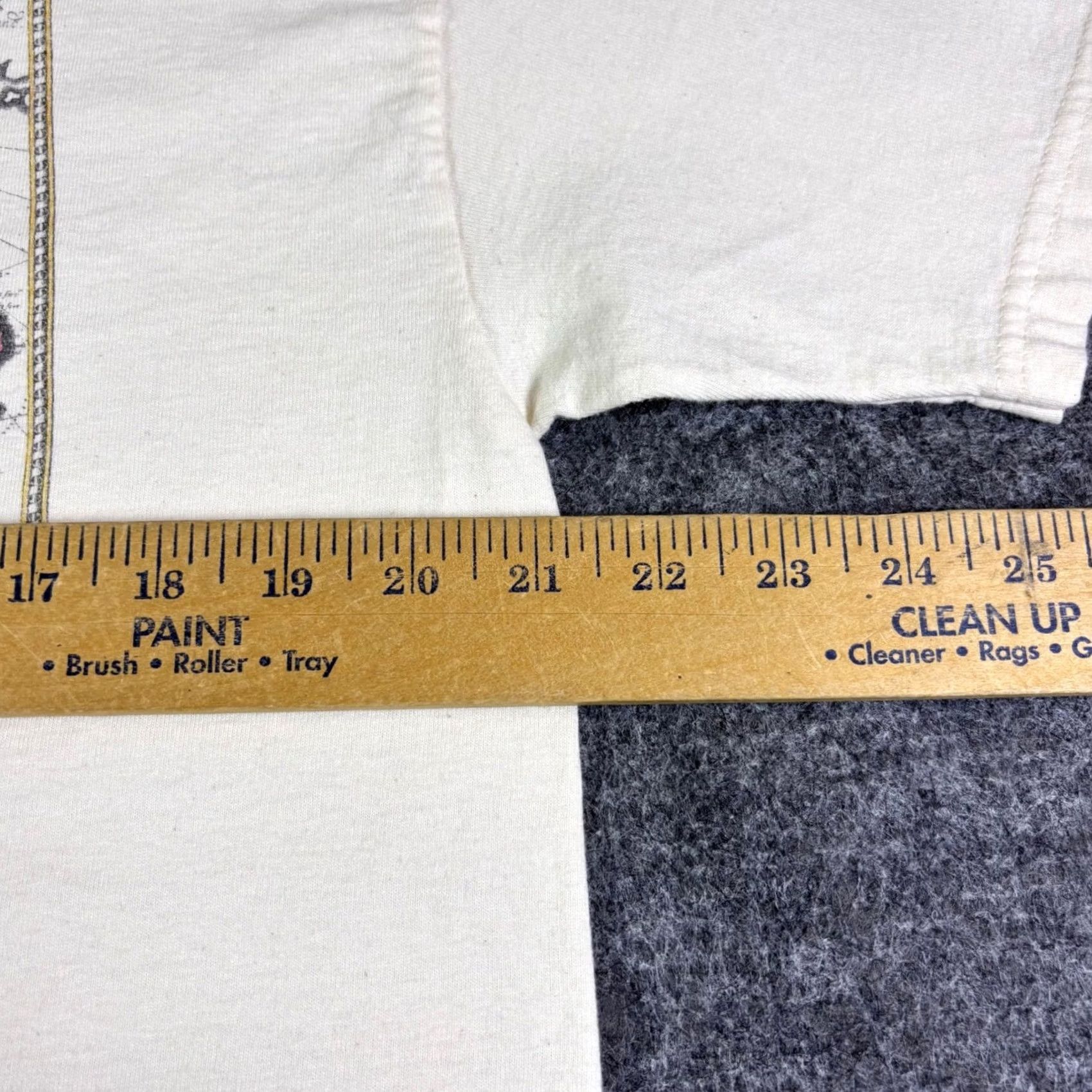 Hanes Hanes Carole Holding Bermuda Map Graphic T-Shirt Mens L Ivory Vintage Style Crew Neck Short Sleeve Size US L / EU 52-54 / 3 - 4 Thumbnail