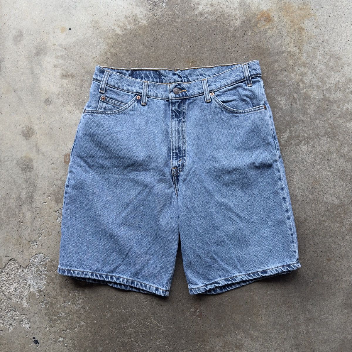 image of Levis x Vintage 90's Levi’S Baggy Light Wash Denim Jean Shorts Jorts in Blue, Men's (Size 33)