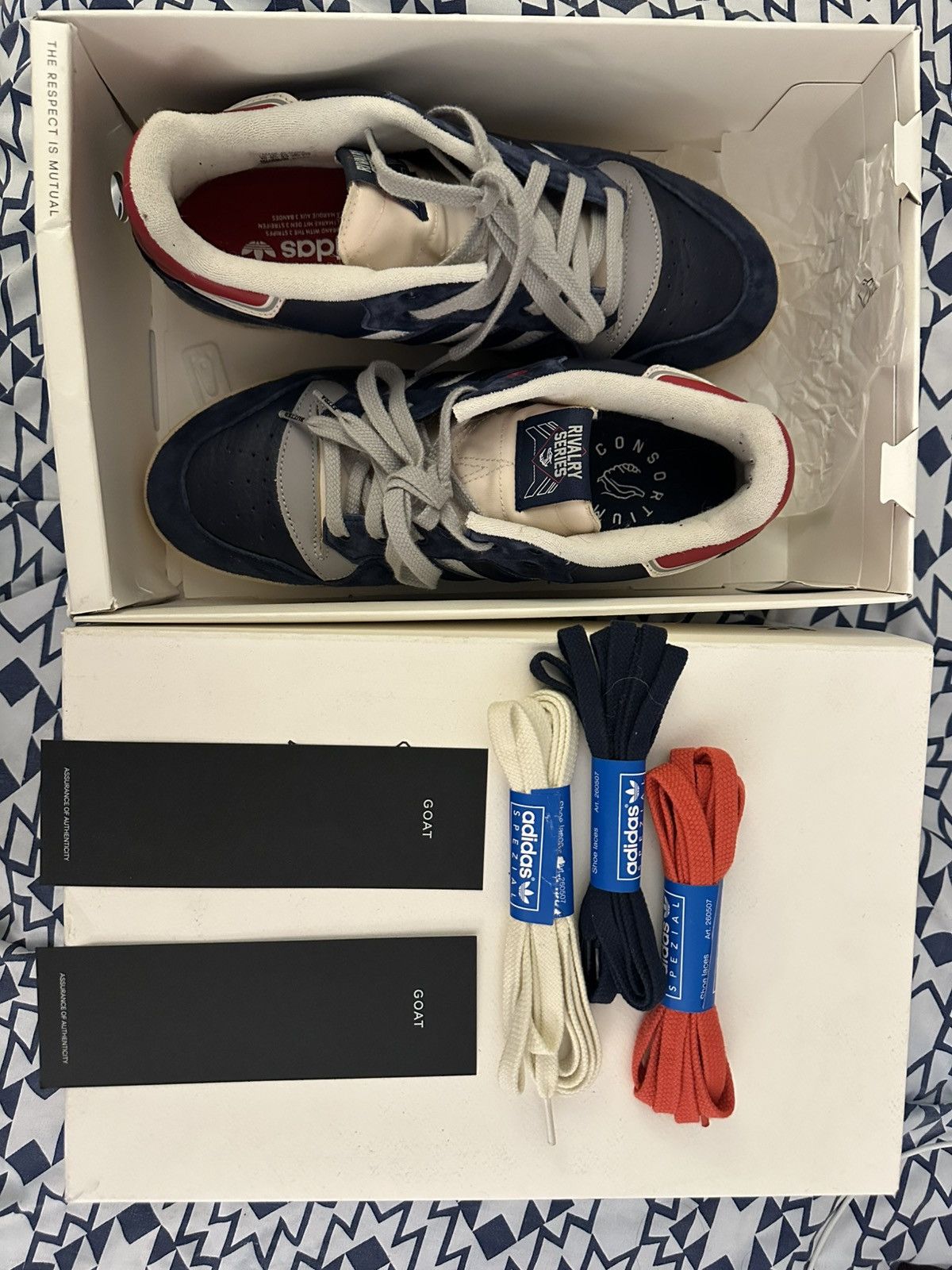 Adidas Adidas rivalry Size US 10 / EU 43 - 6 Thumbnail