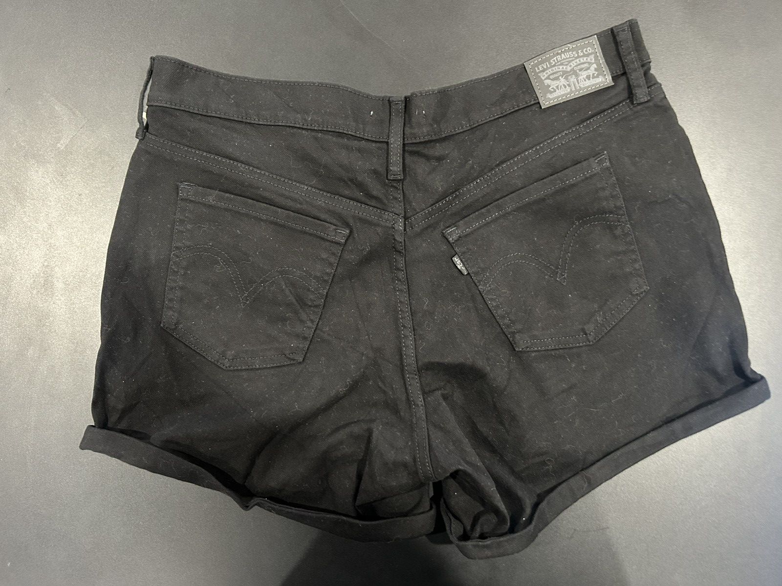 Levi's NWT Levi’s Black Denim Shorts Size 33" - 2 Thumbnail