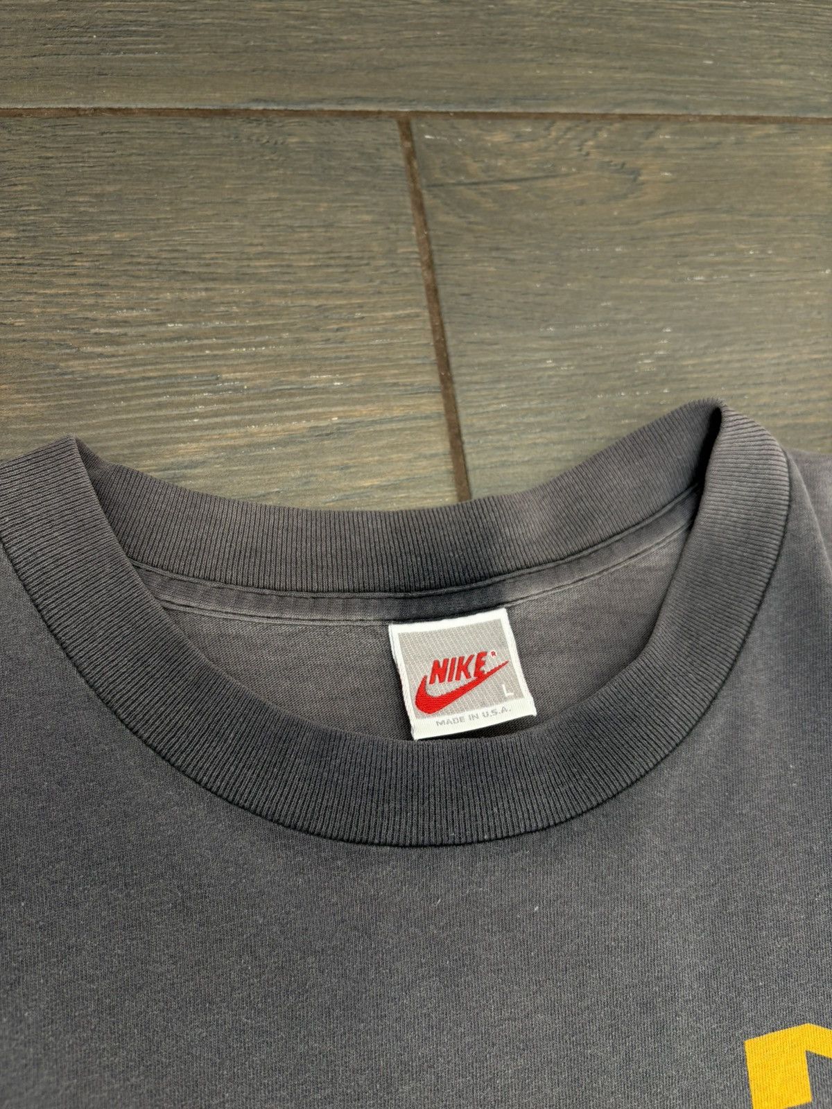 Nike VTG 90's Nike Jordan 23 Double Sided Single Stitch T-Shirt Size US L / EU 52-54 / 3 - 8 Thumbnail