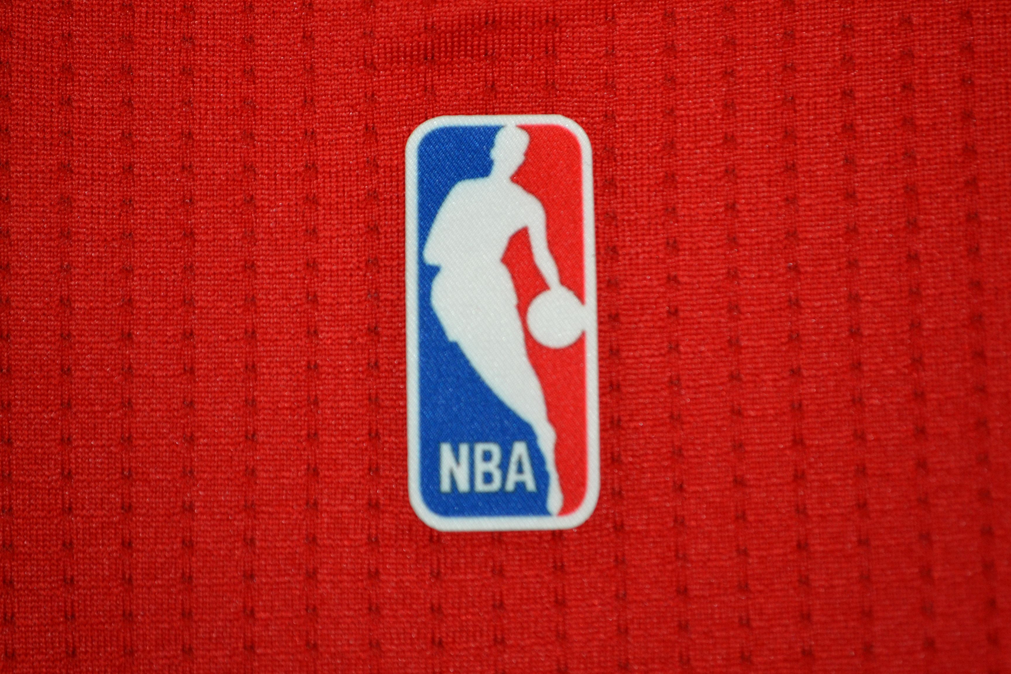 Adidas Jonas Valanciuanus Toronto Raptors Adidas NBA Jersey M Size US M / EU 48-50 / 2 - 10 Thumbnail