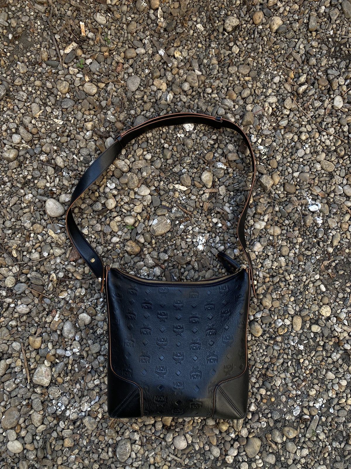 MCM MCM Klara Purse Hobo Bag Size ONE SIZE - 1 Thumbnail