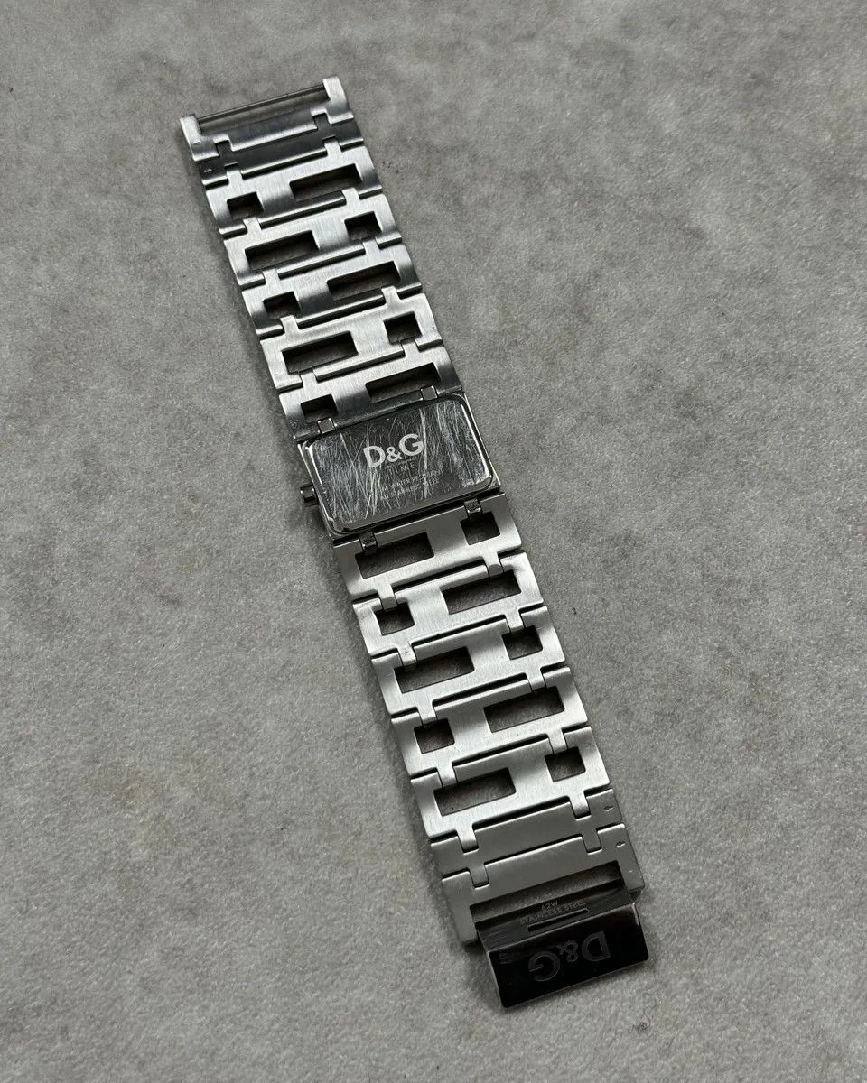Dolce & Gabbana 2000s Dolce & Gabbana Labyrinth Pave Bracelet Watch Size ONE SIZE - 9 Thumbnail