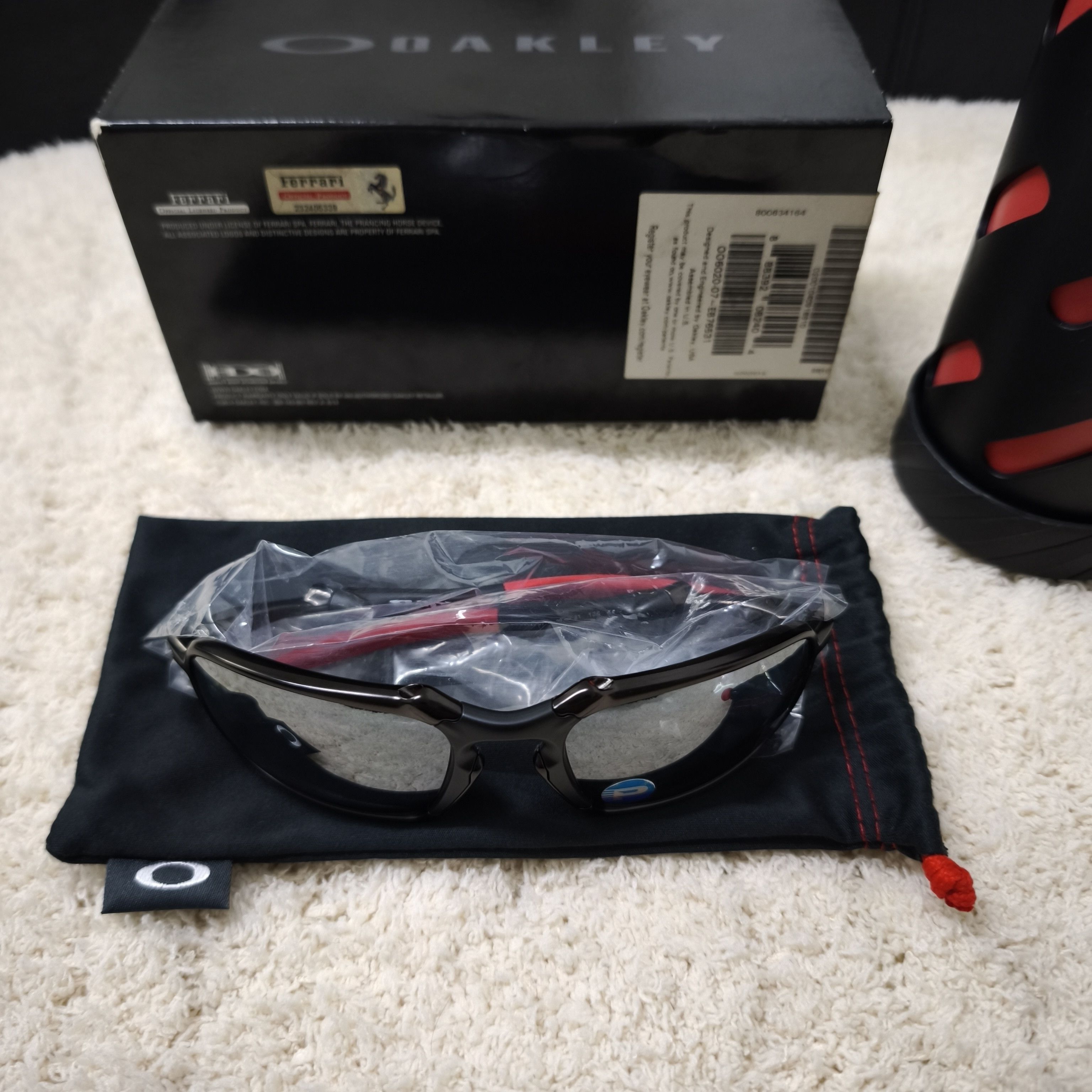 Oakley Oakley Badman Dark Carbon Black Iridium Polarized Size ONE SIZE - 8 Thumbnail