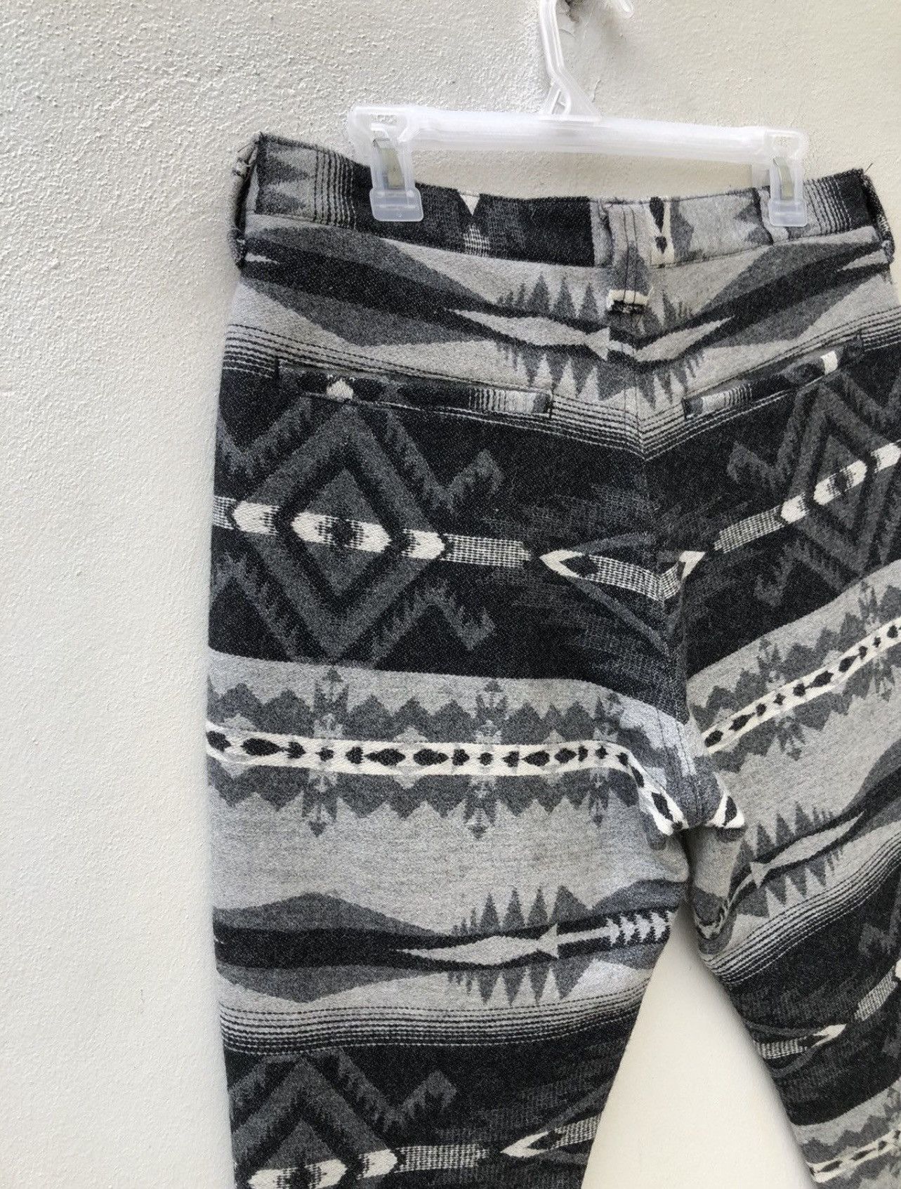 Japanese Brand Rehacer Japan Native Navajo Wool Cropped Pant Size US 30 / EU 46 - 16 Thumbnail