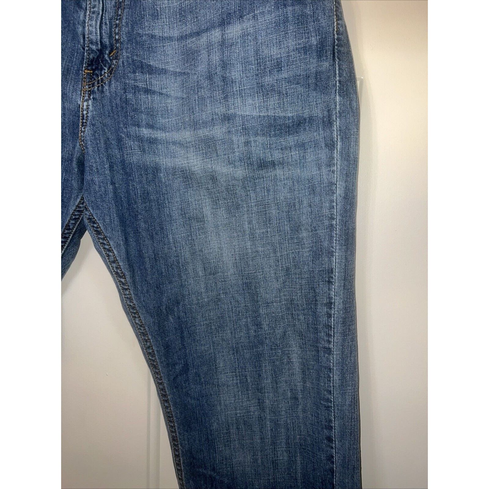 Levi's Levis 527 Jeans Men's 38x30 Blue Bootcut Medium Wash Denim Size US 38 / EU 54 - 5 Thumbnail