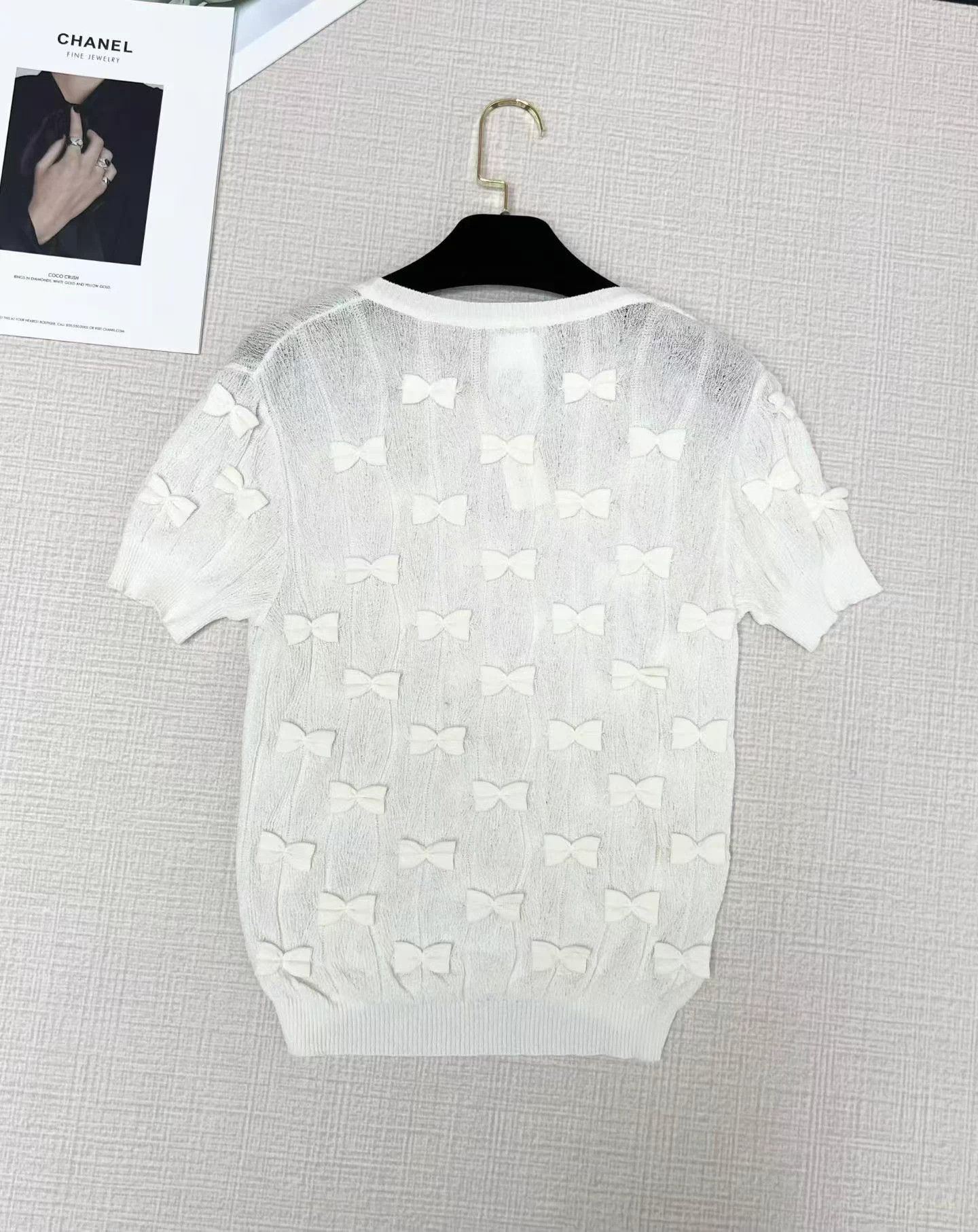 Chanel CHANEL Women's Bow Short Sleeve Top Size XS / US 0-2 / IT 36-38 - 3 Thumbnail