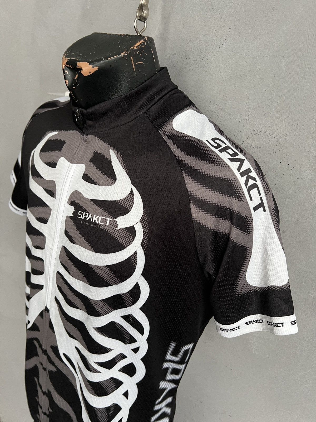 Rapha Skull T-shirt bike jersey Bike Underwear Spakct Size US XL / EU 56 / 4 - 4 Thumbnail