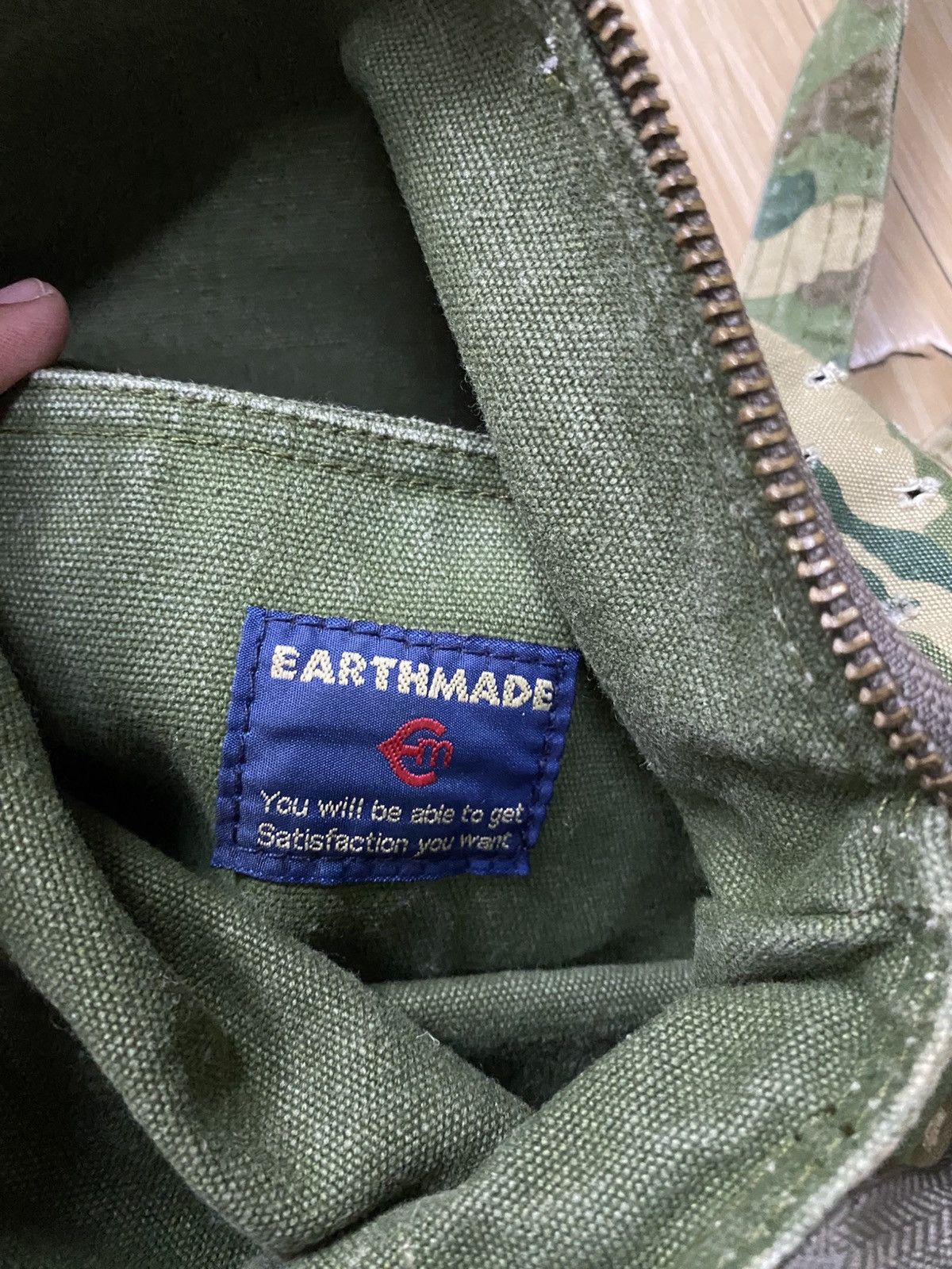 Vintage Vintage Earthmade Seditionaries Military Camo Army Sling Bag Size ONE SIZE - 6 Thumbnail