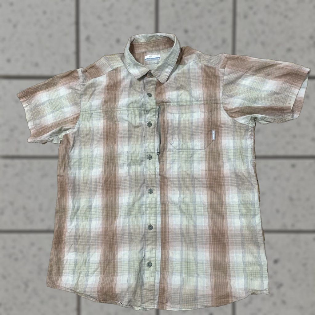 Vintage Columbia Button Shirt Men L Orange Plaid Omni Wick Short Sleeve Front Pocket Zip Pocket Outdoor Size US L / EU 52-54 / 3 - 1 Thumbnail