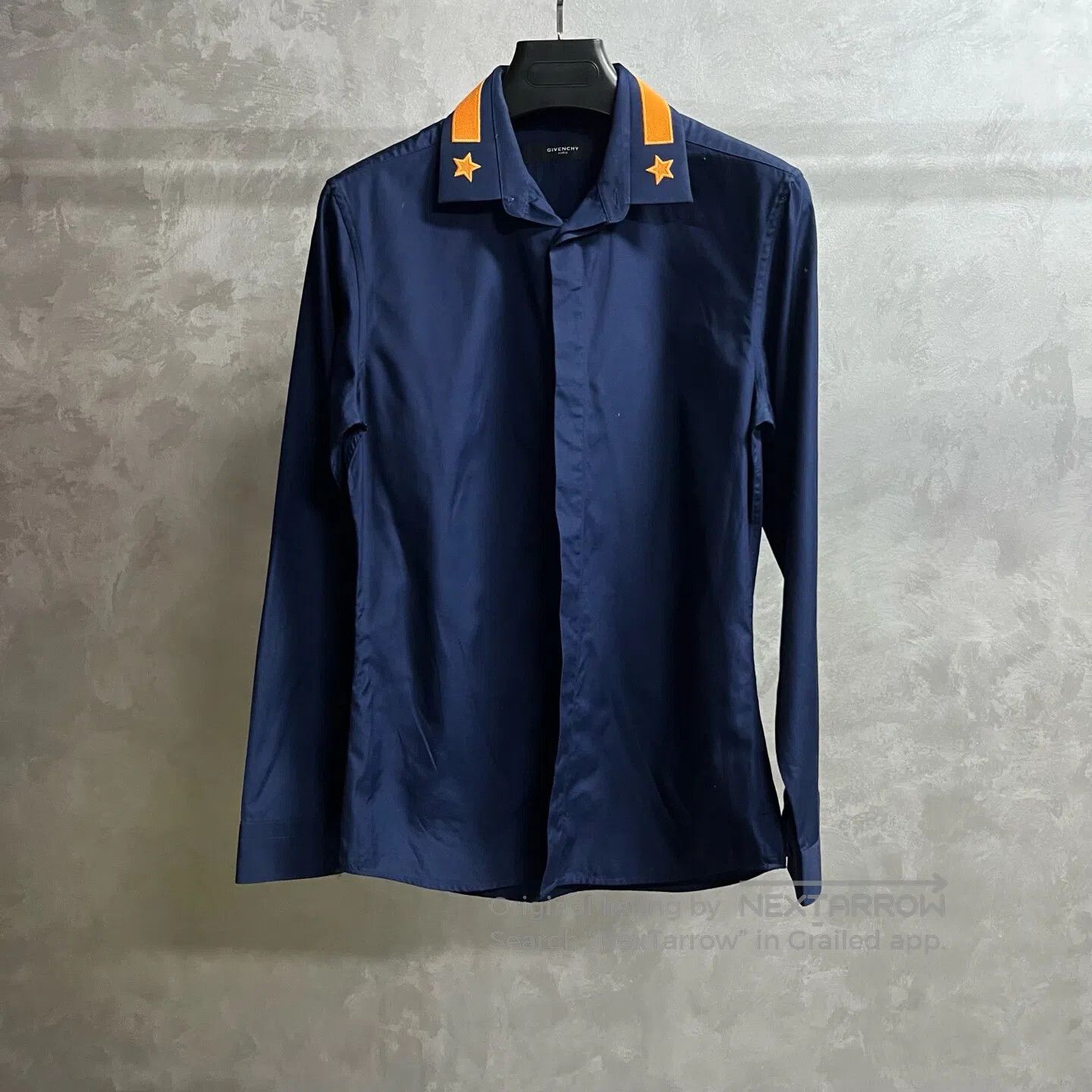 Givenchy Givenchy Long-sleeved shirt with a blue embroidered collar Size US L / EU 52-54 / 3 - 1 Thumbnail