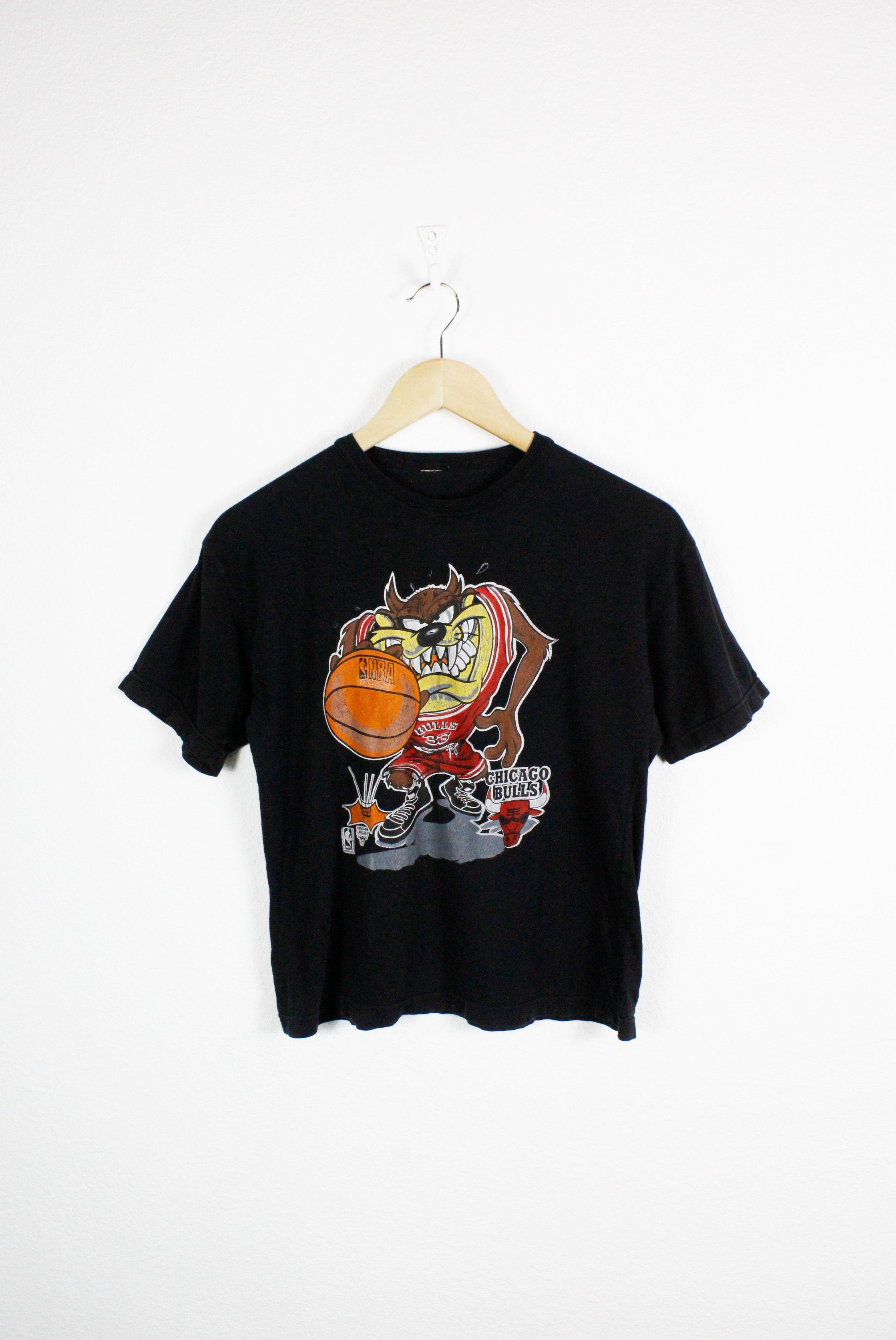 Cartoon Network × Vintage × Warner Bros Vintage Looney Tunes Chicago Bulls Graphic Print Tee T-shirt Size M / US 6-8 / IT 42-44 - 1 Thumbnail