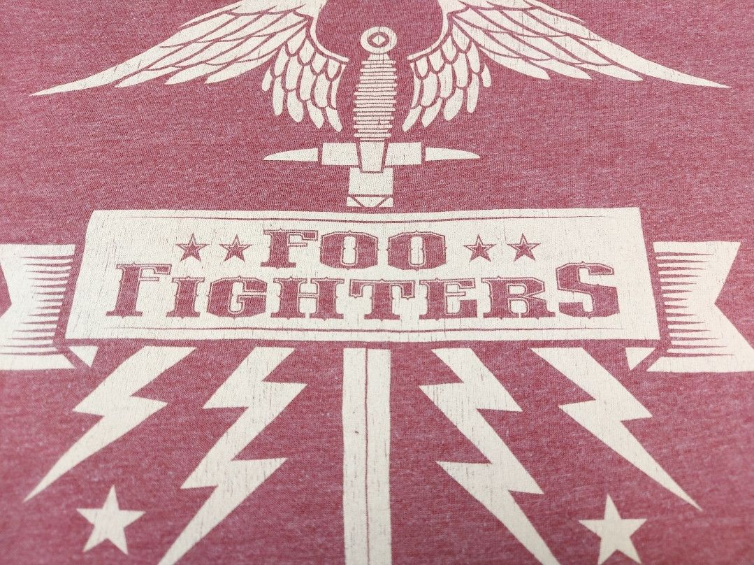 Band Tees × Vintage Vintage Y2K Foo Fighters Band merch Wing Sword TEE Size US XXL / EU 58 / 5 - 4 Thumbnail