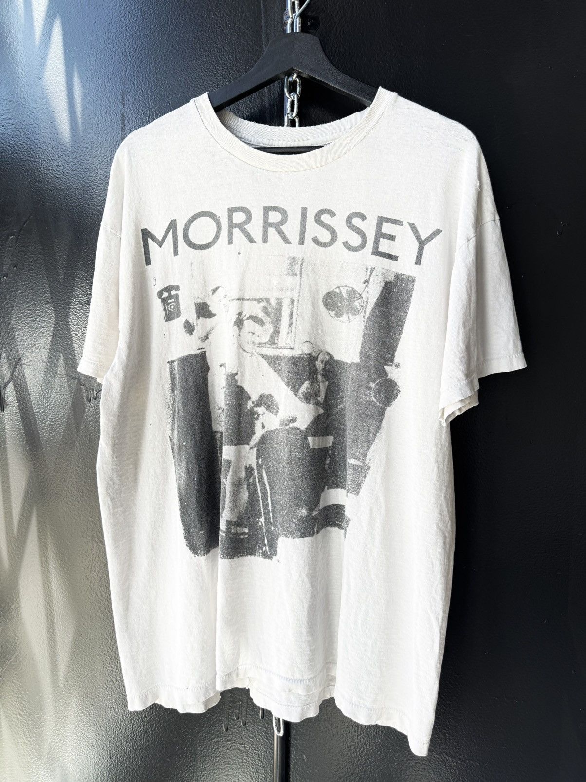 Vintage Super RARE Vintage Morrissey “the smiths” barber shop tee Size US XL / EU 56 / 4 - 1 Thumbnail
