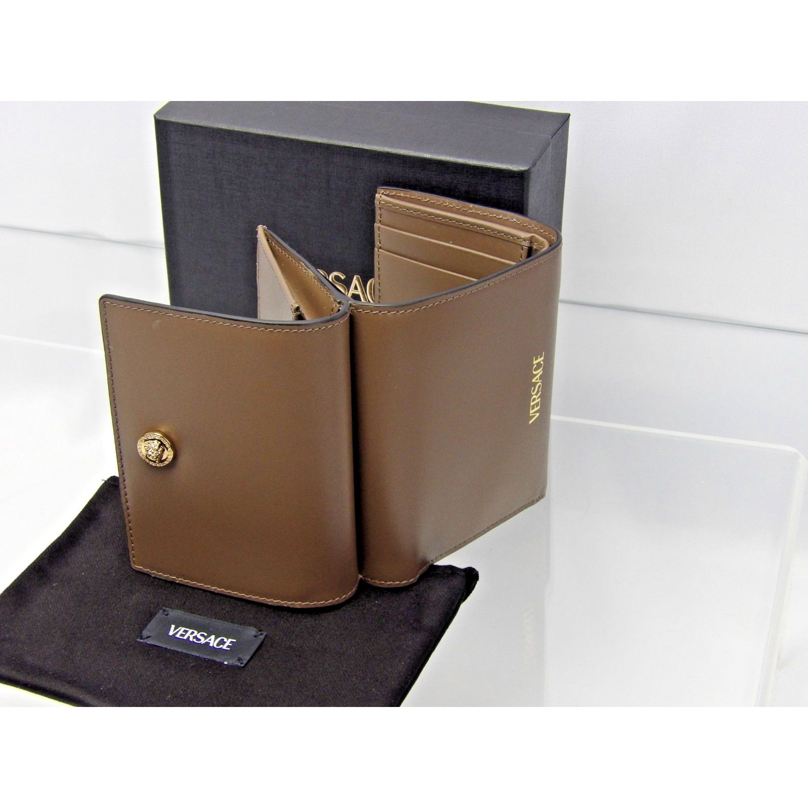Versace VERSACE GREEN LEATHER GOLD MEDUSA LOGO TRIFOLD WALLET Size ONE SIZE - 9 Thumbnail