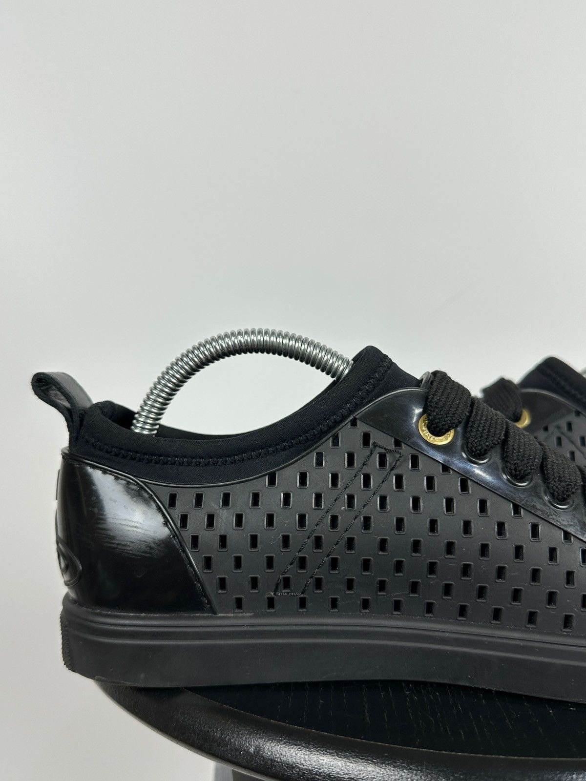 Vivienne Westwood Vivienne Westwood Orb Logo Low Top Sneakers Size US 7 / EU 40 - 16 Thumbnail